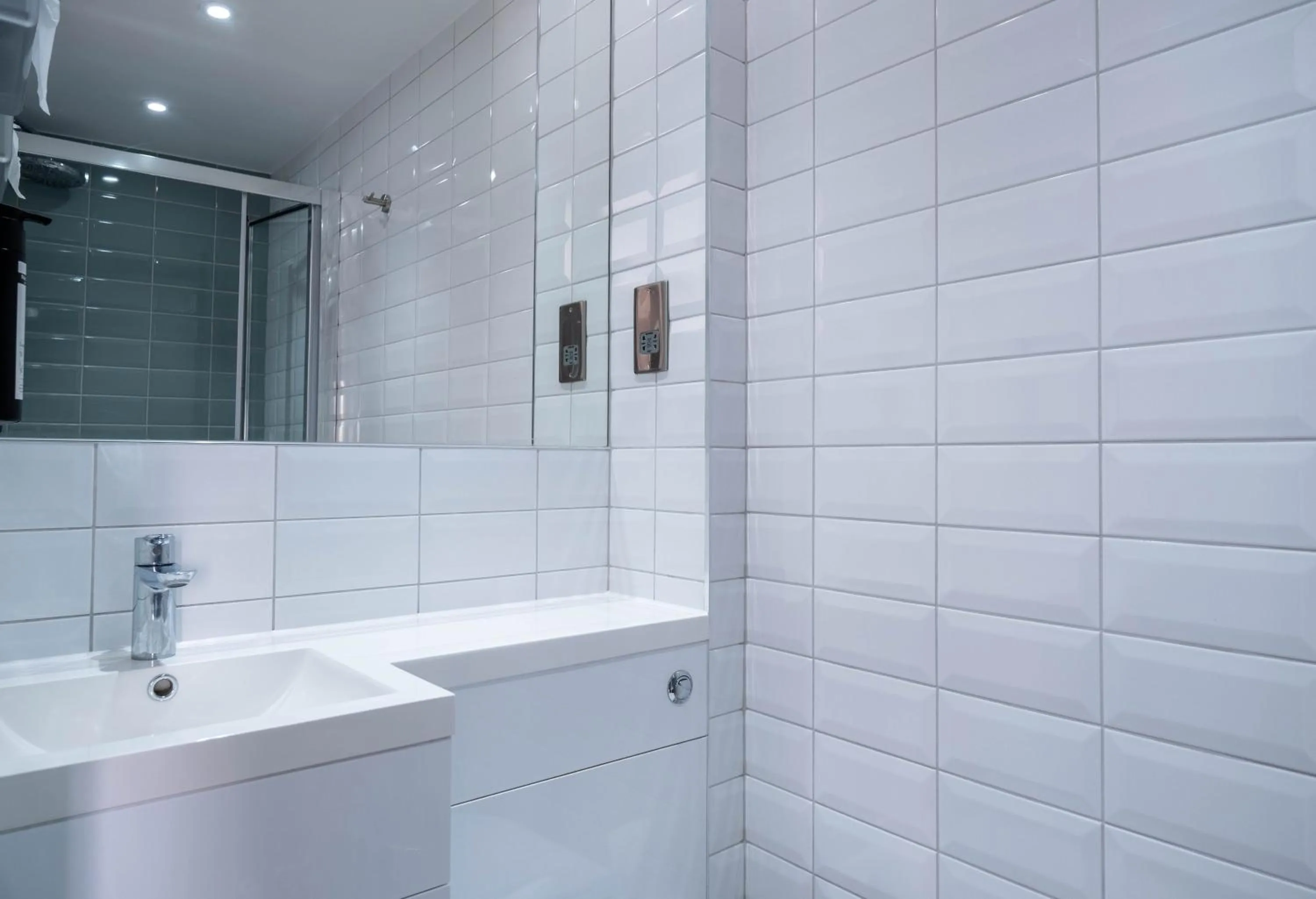 Bathroom in Comfort Inn Edgware Road W2
