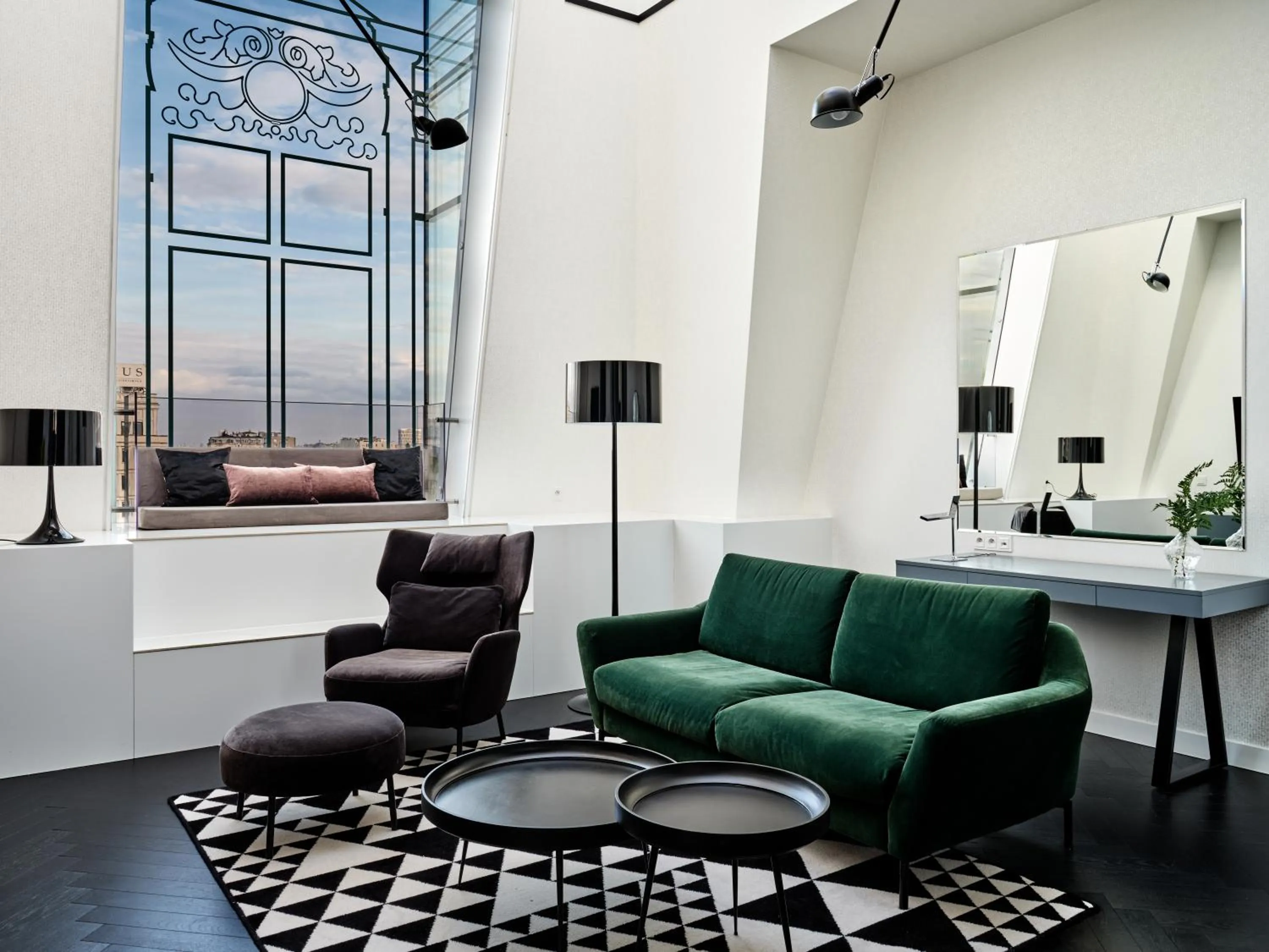 Communal lounge/ TV room in Hotel Indigo Warsaw Nowy Świat by IHG