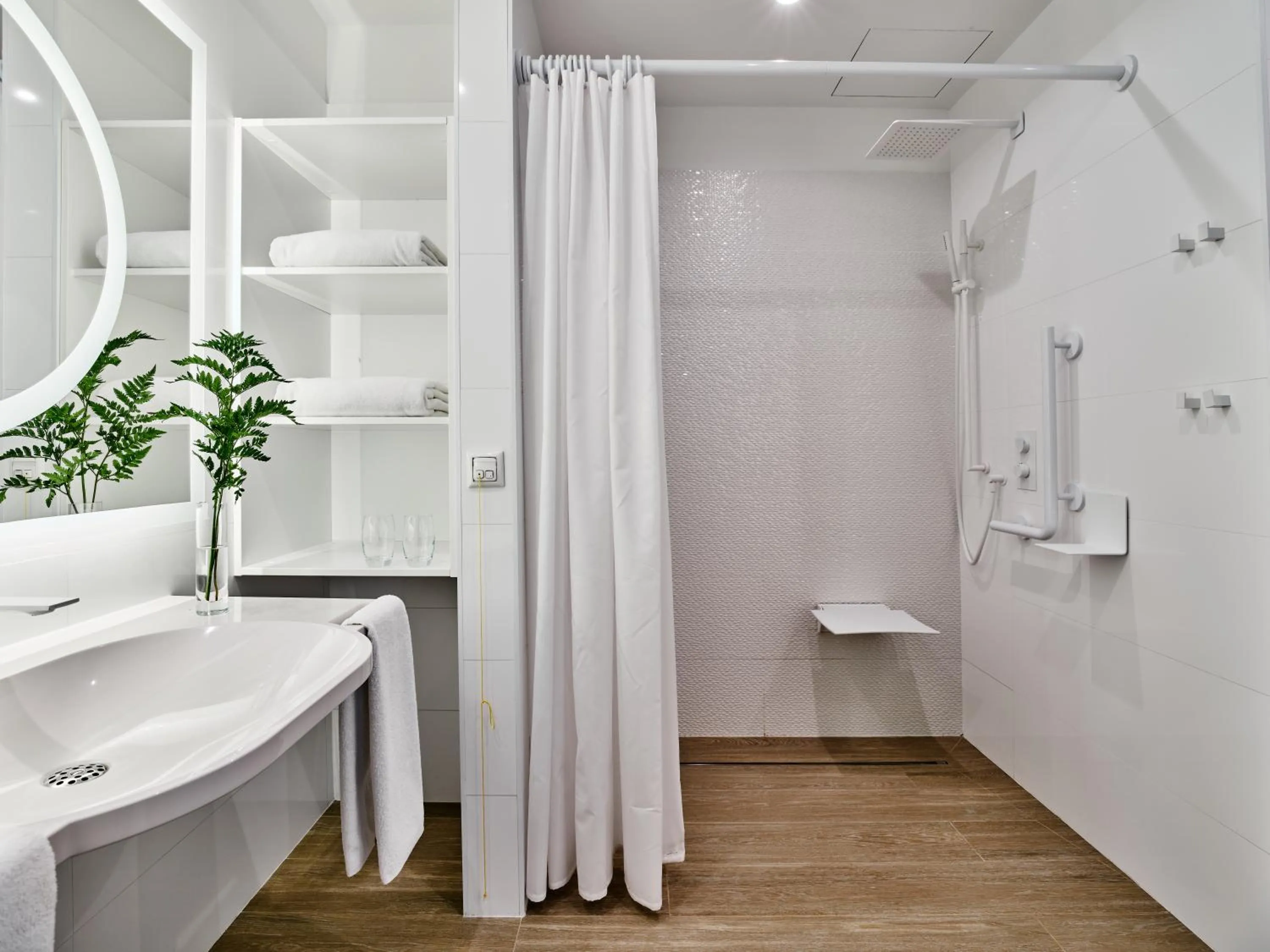 Shower in Hotel Indigo Warsaw Nowy Świat by IHG