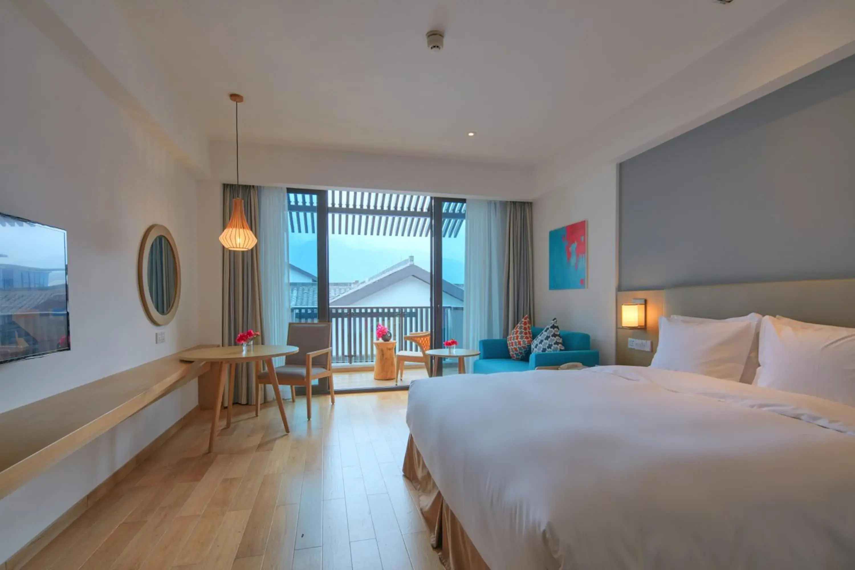 Bed in Holiday Inn Express Zhejiang Qianxia Lake by IHG Bed in Holiday Inn Express Zhejiang Qianxia Lake by IHG