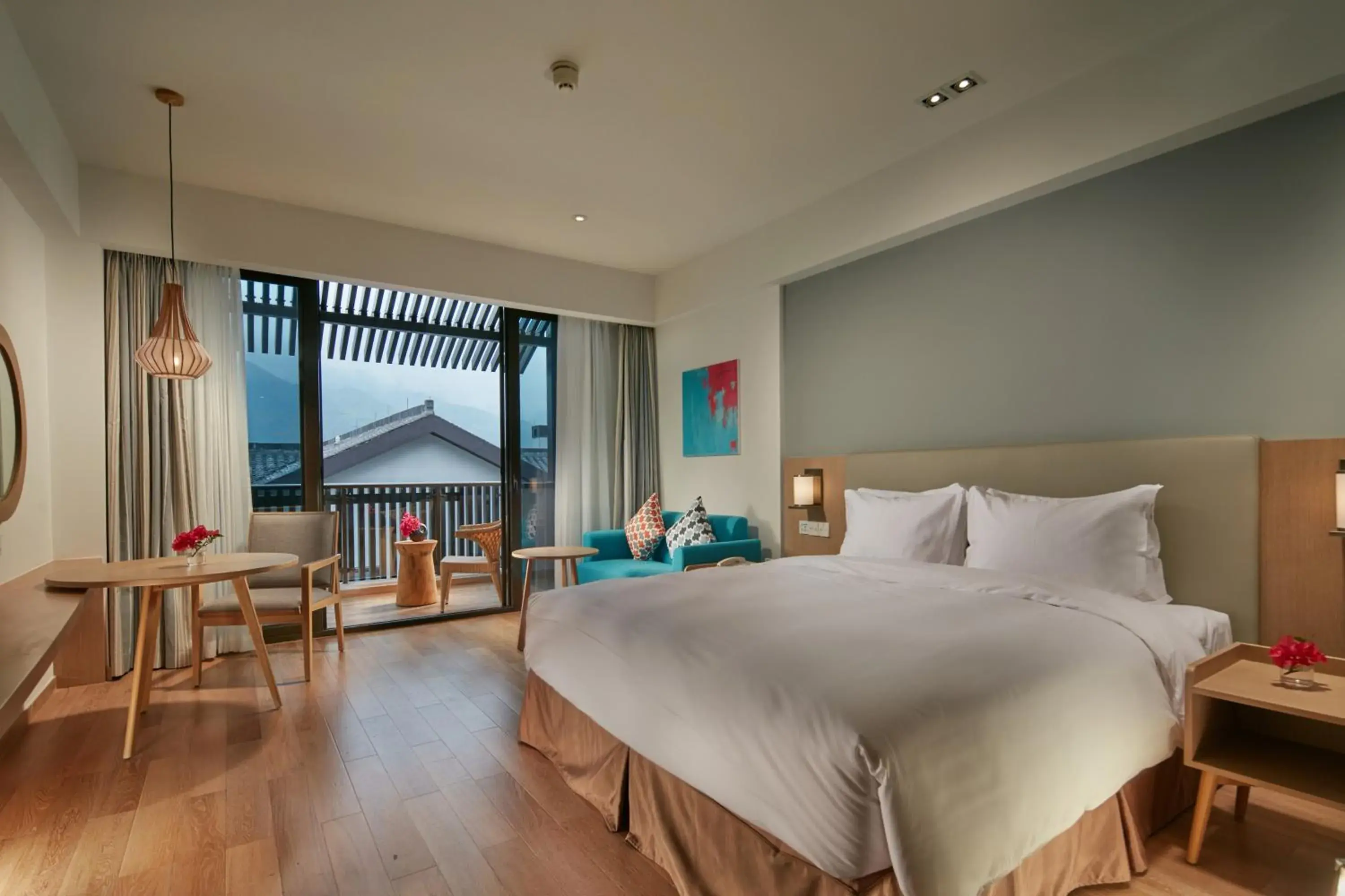 Bed in Holiday Inn Express Zhejiang Qianxia Lake by IHG Bed in Holiday Inn Express Zhejiang Qianxia Lake by IHG