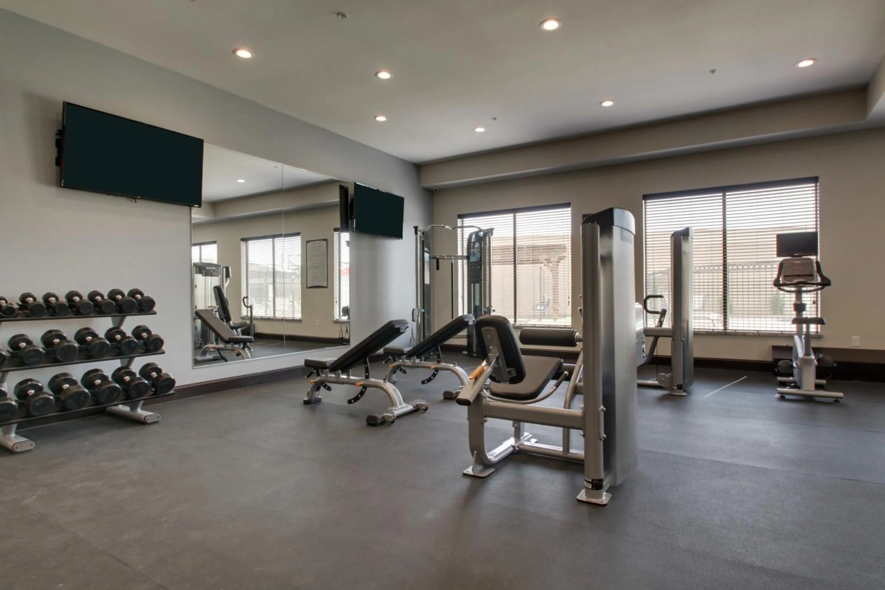 Spa and wellness centre/facilities in Staybridge Suites Plano - The Colony by IHG
