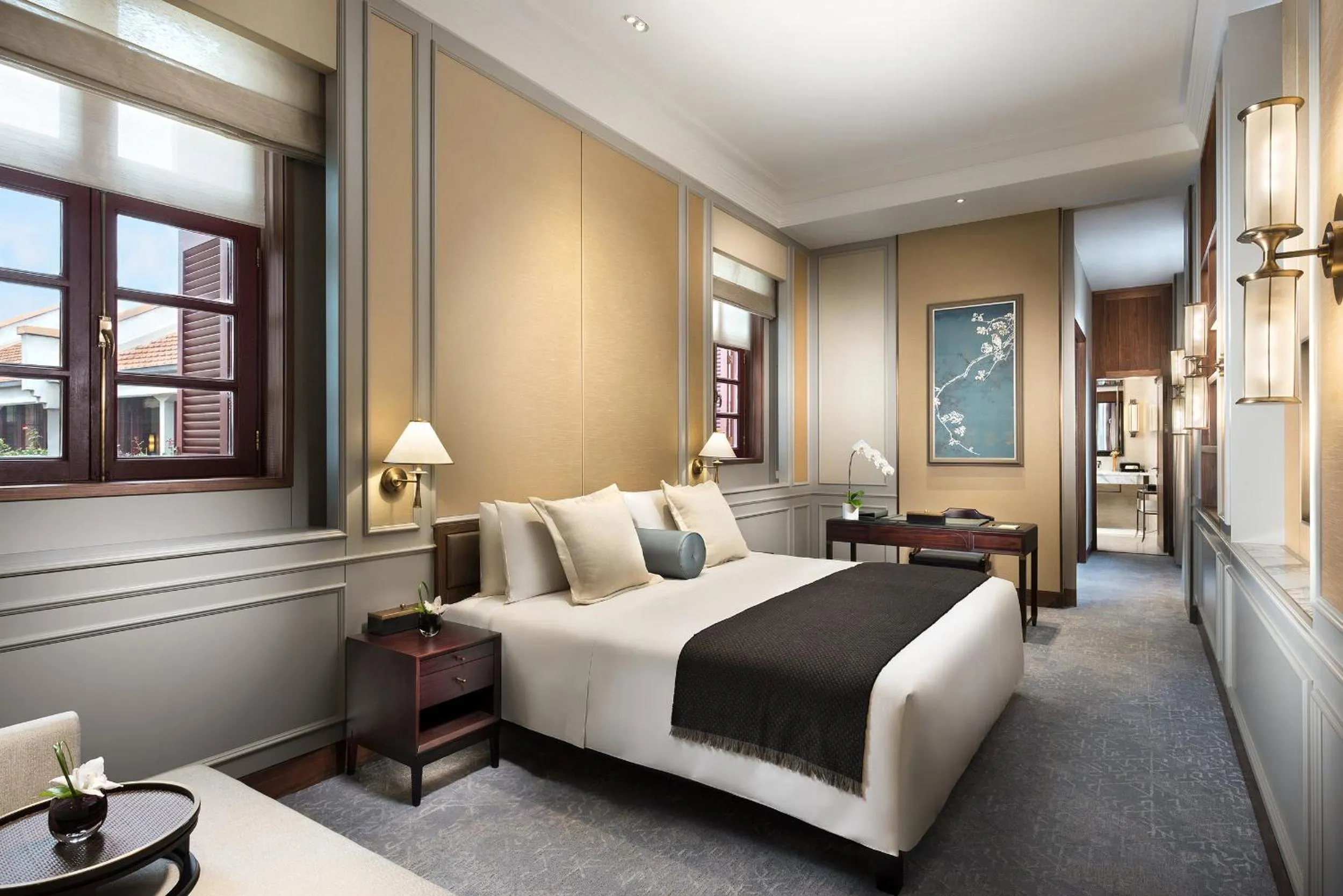 Bed in Capella Shanghai, Jian Ye Li