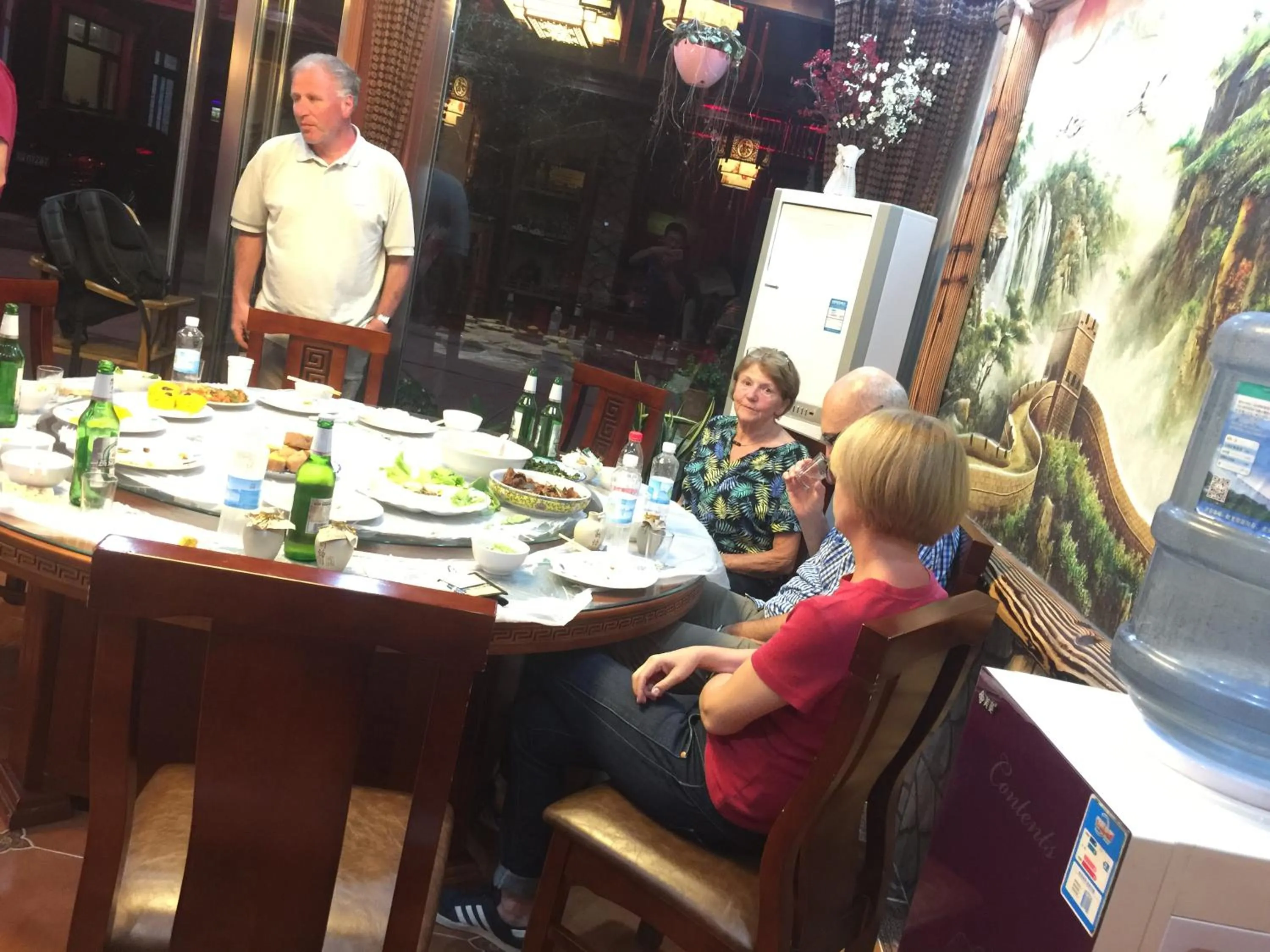 People in Huangyaguan Great Wall Li Bo Home Hotel