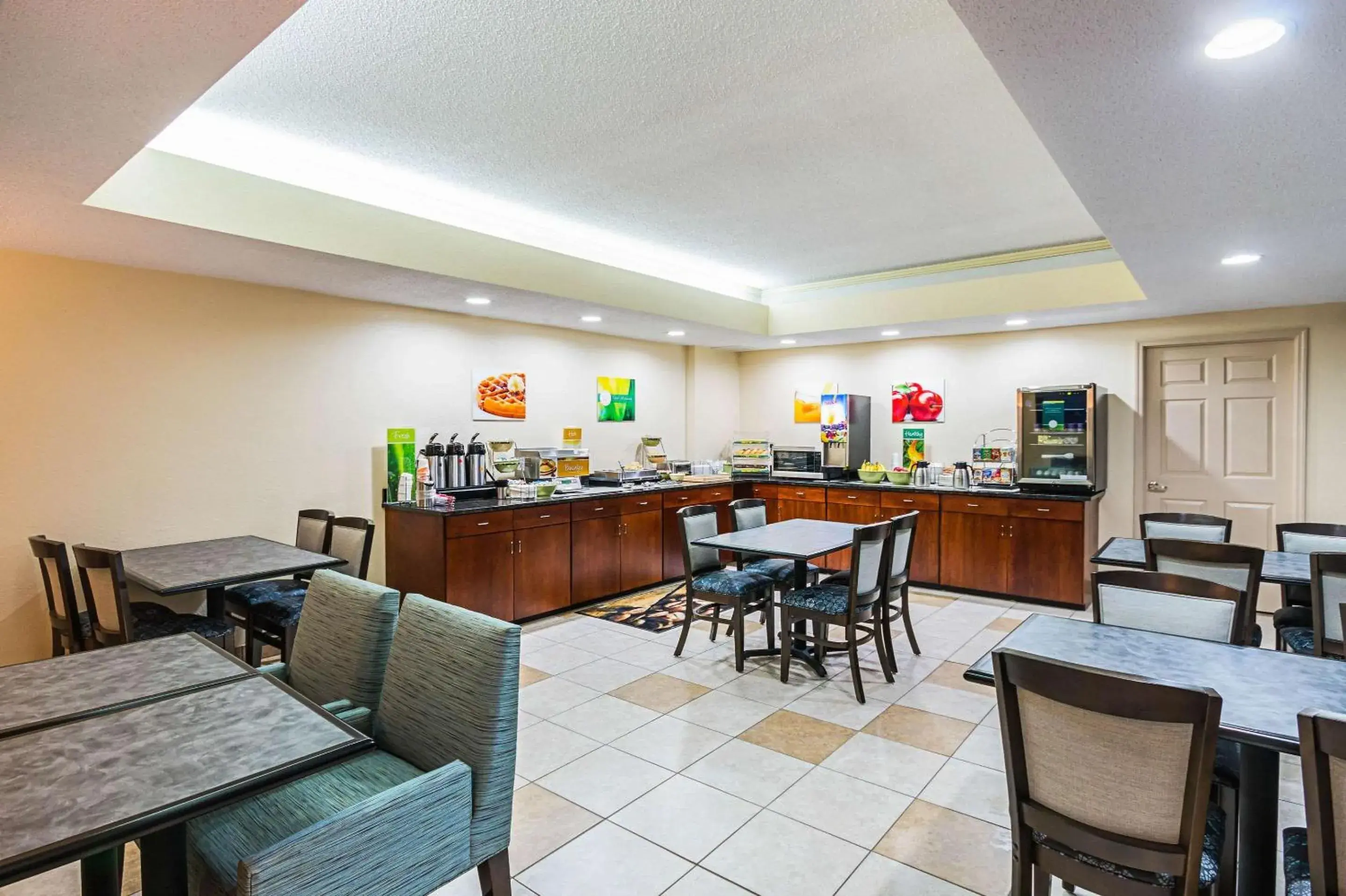 Restaurant/places to eat in Quality Inn Berea Restaurant/places to eat in Quality Inn Berea