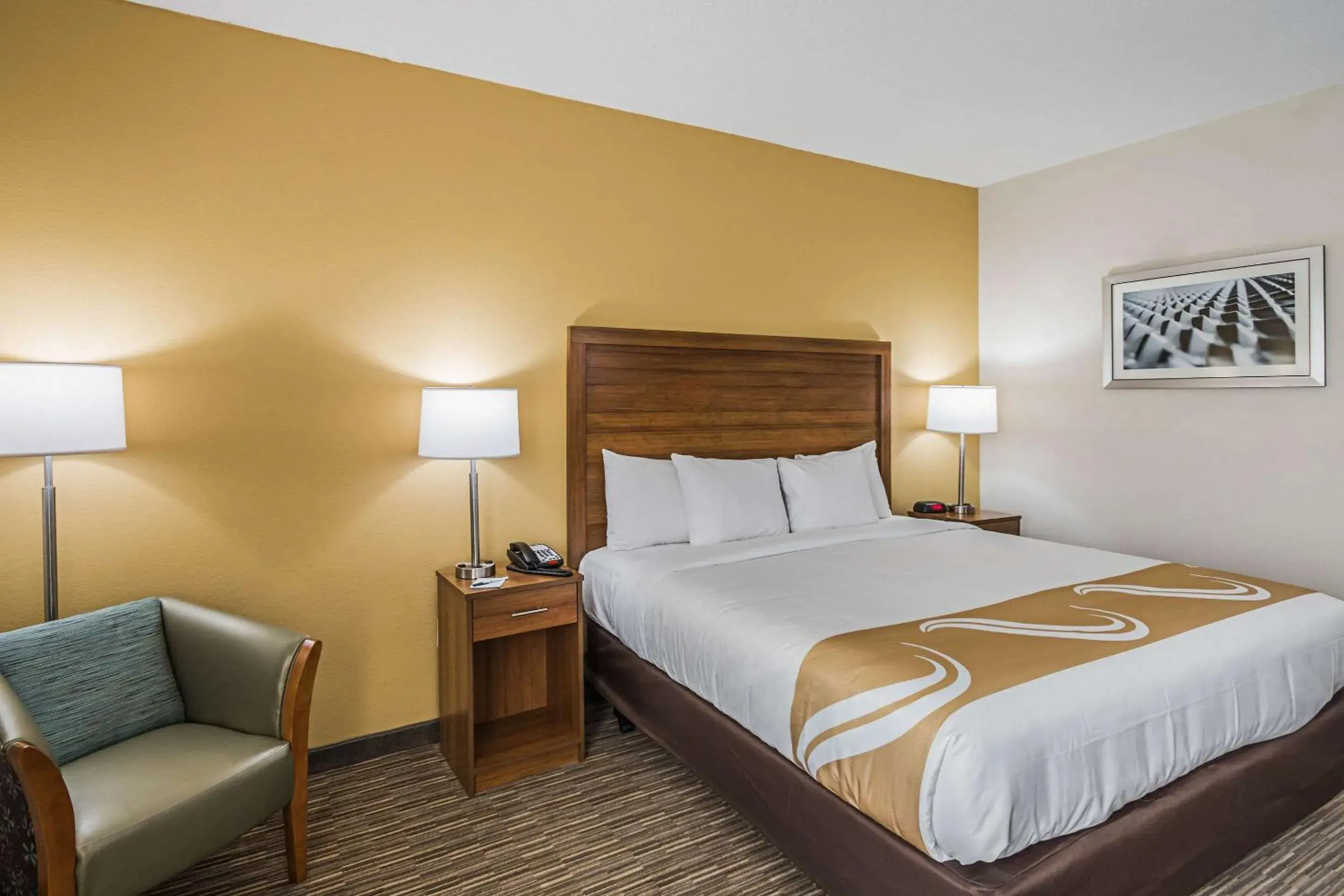 Photo of the whole room, Bed in Quality Inn Berea Photo of the whole room, Bed in Quality Inn Berea