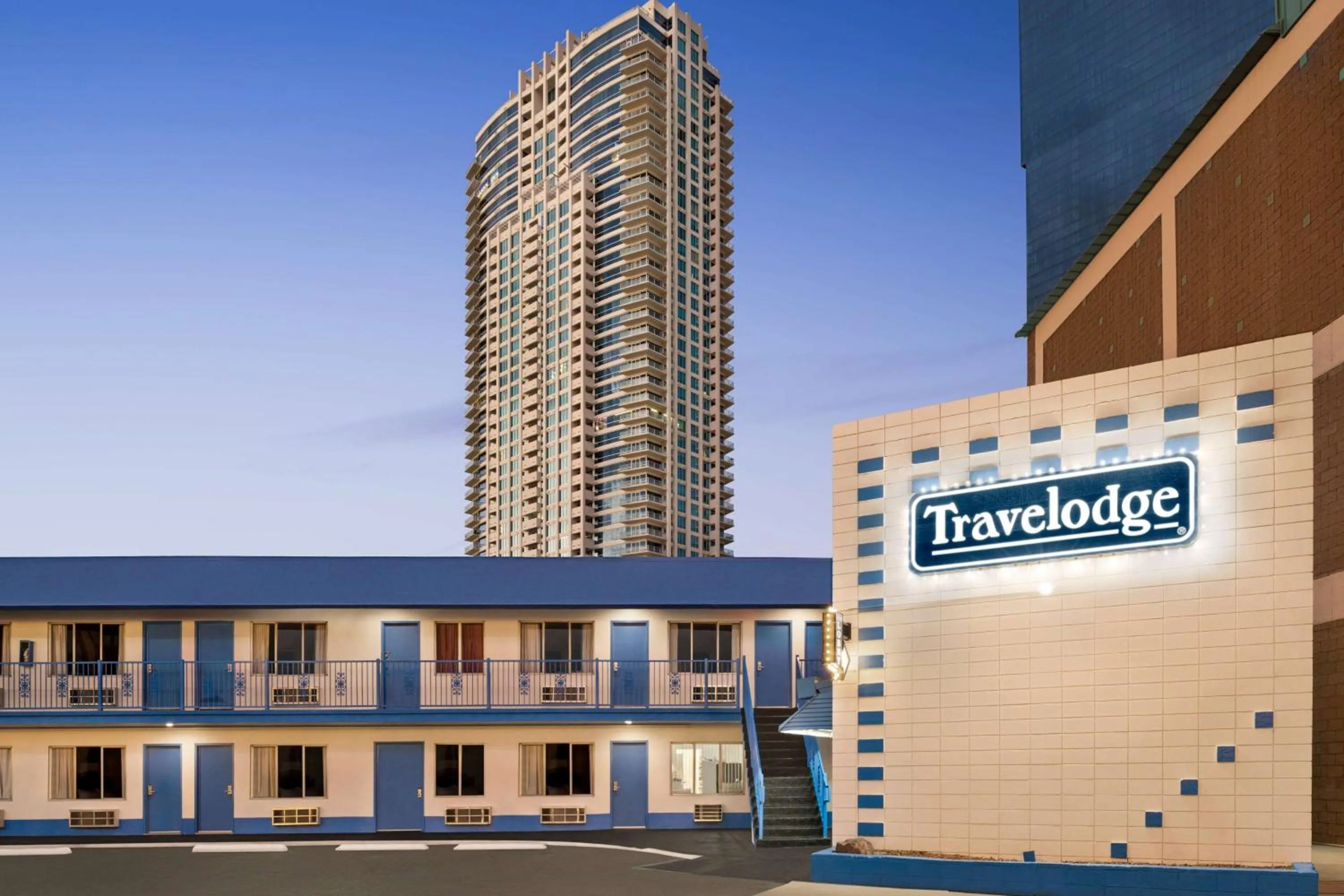 Property building in Travelodge by Wyndham Las Vegas