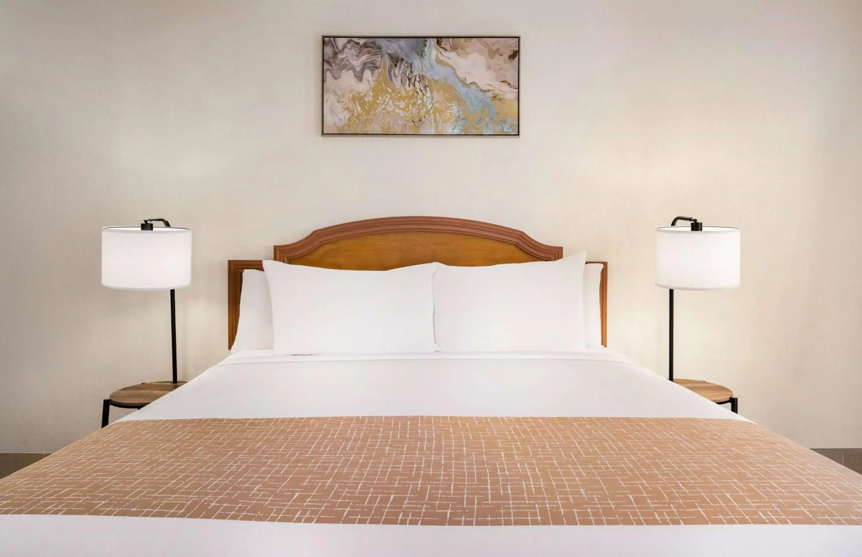 Photo of the whole room, Bed in Travelodge by Wyndham Las Vegas Photo of the whole room, Bed in Travelodge by Wyndham Las Vegas