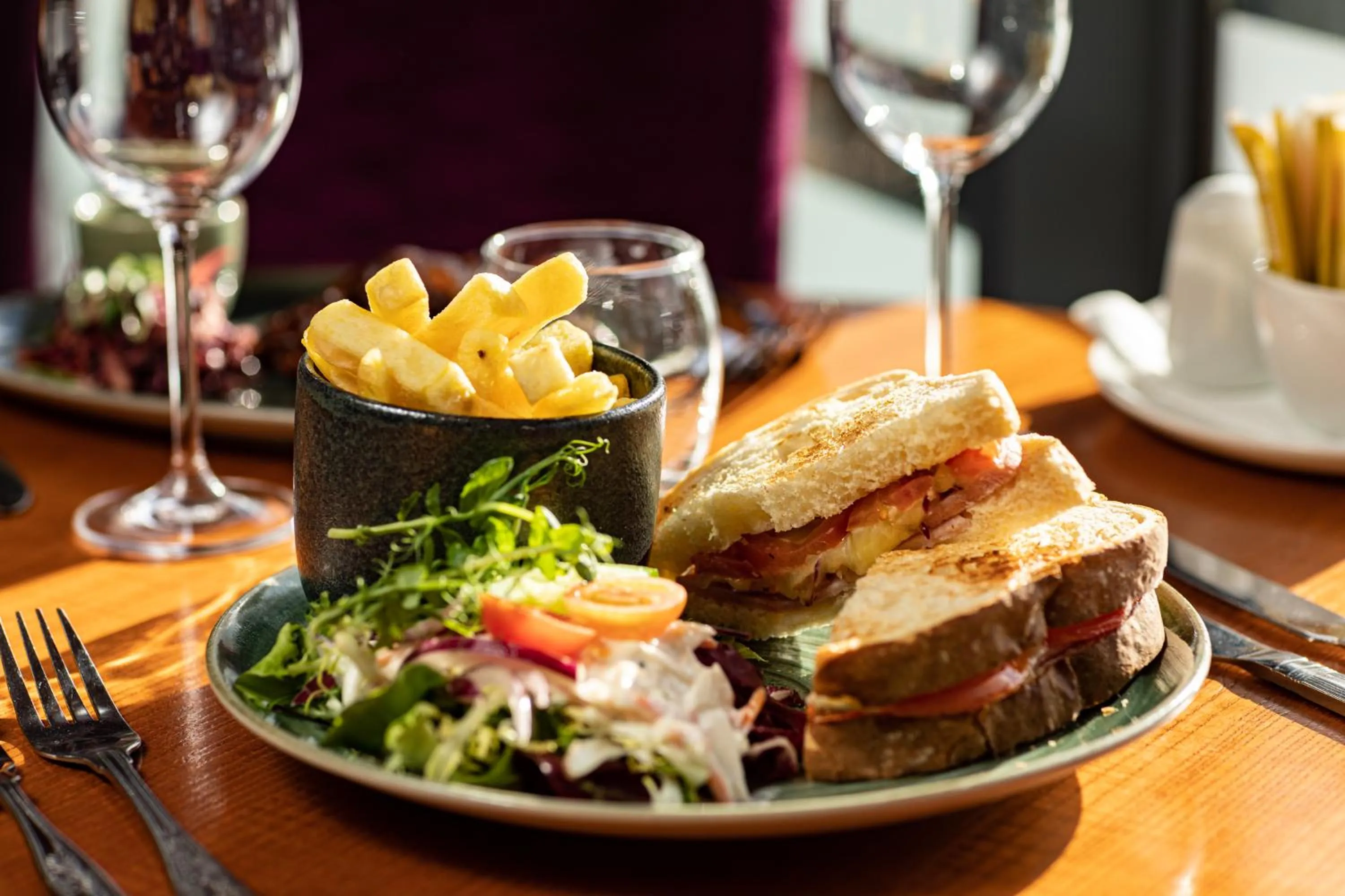 Restaurant/places to eat in Station House Hotel Letterkenny