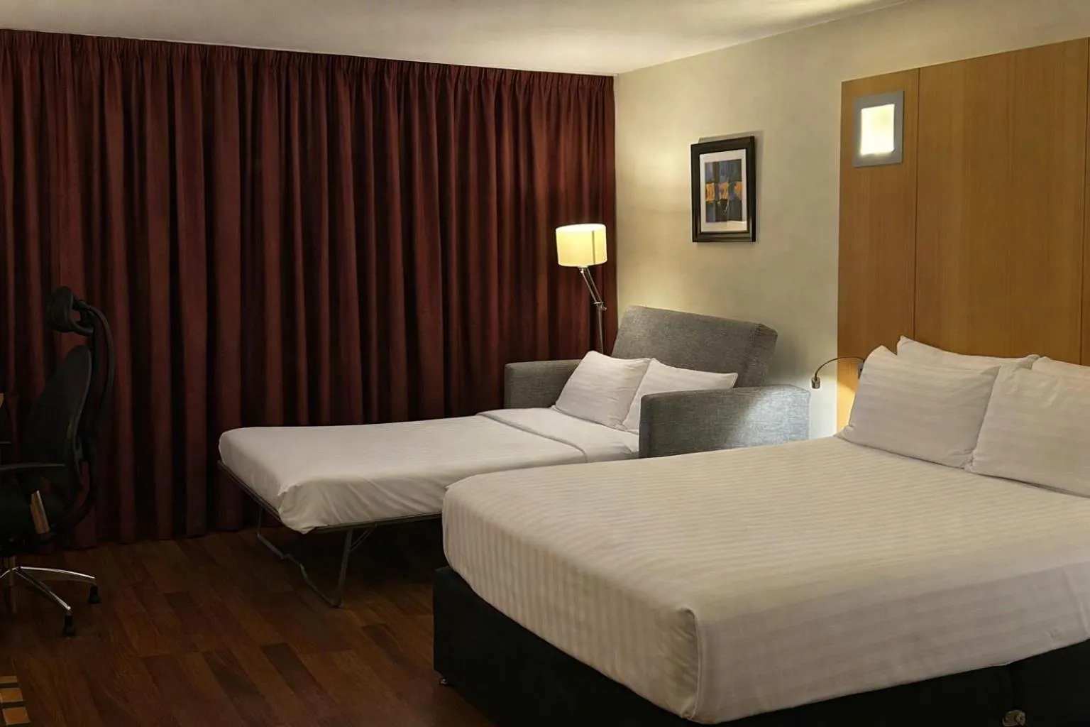 Bed in Station House Hotel Letterkenny