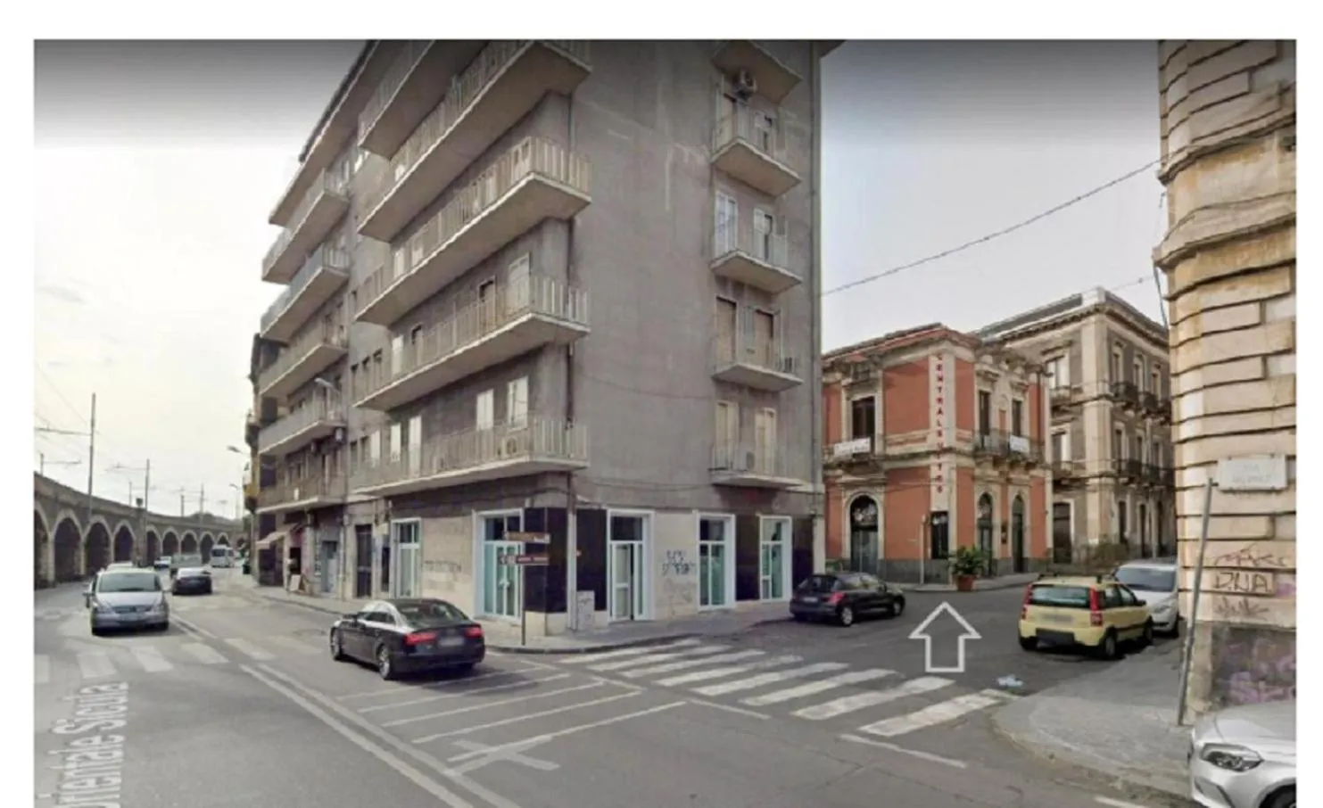 Property building in Central Suites Catania