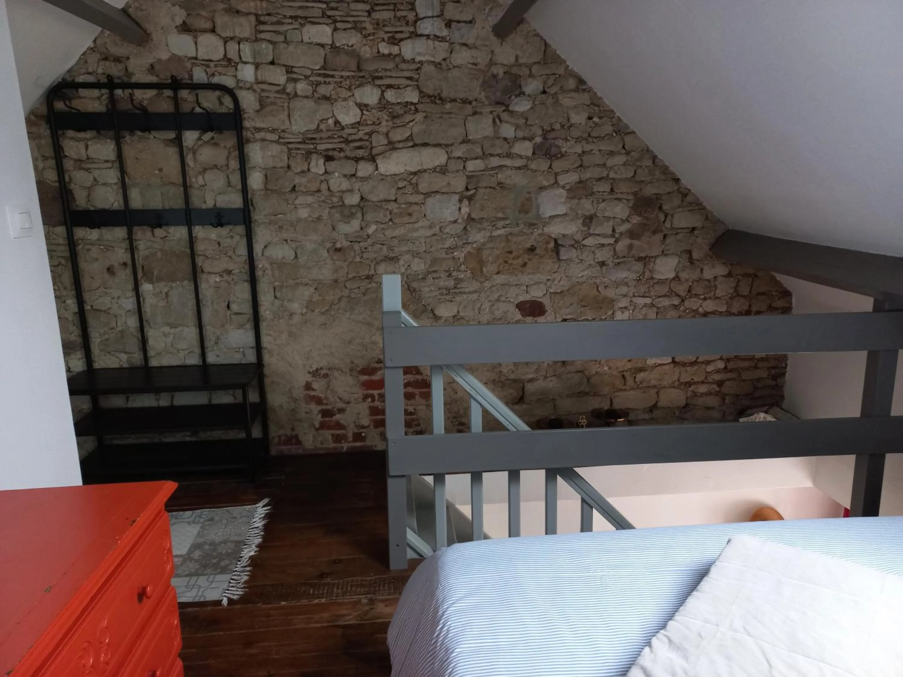 Bed in Ivy House Utah Beach