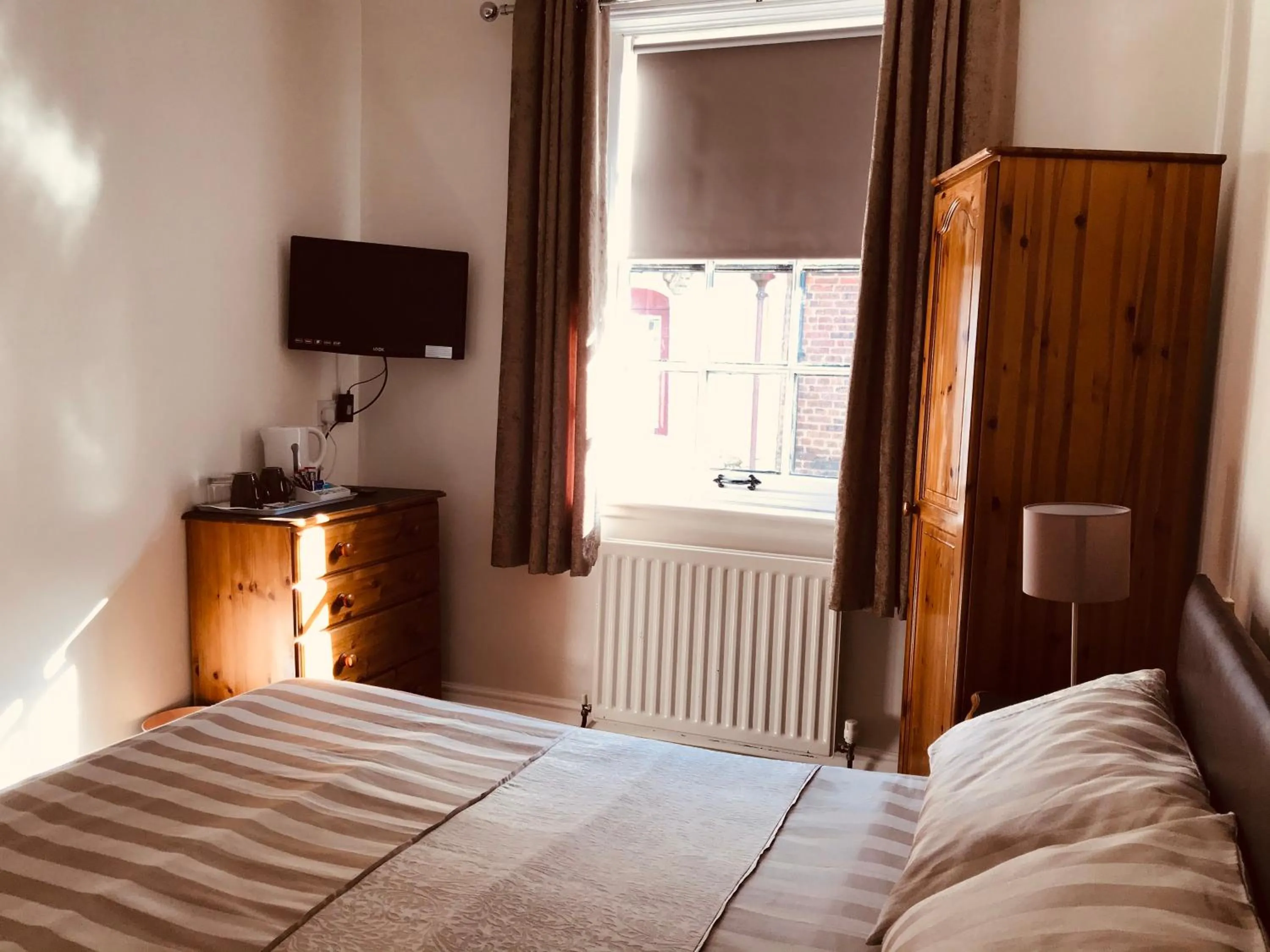 Bedroom, Bed in Severn Valley Guest House