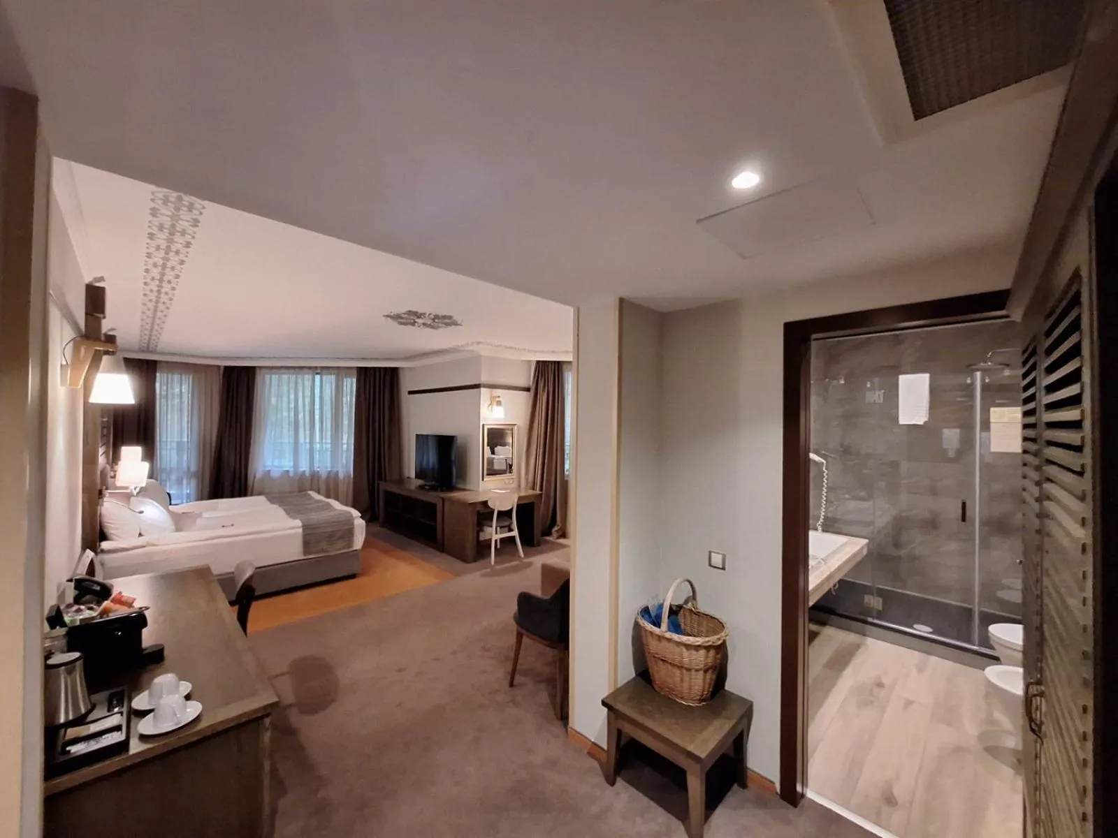 Photo of the whole room, Bed in Hot Springs Medical and SPA