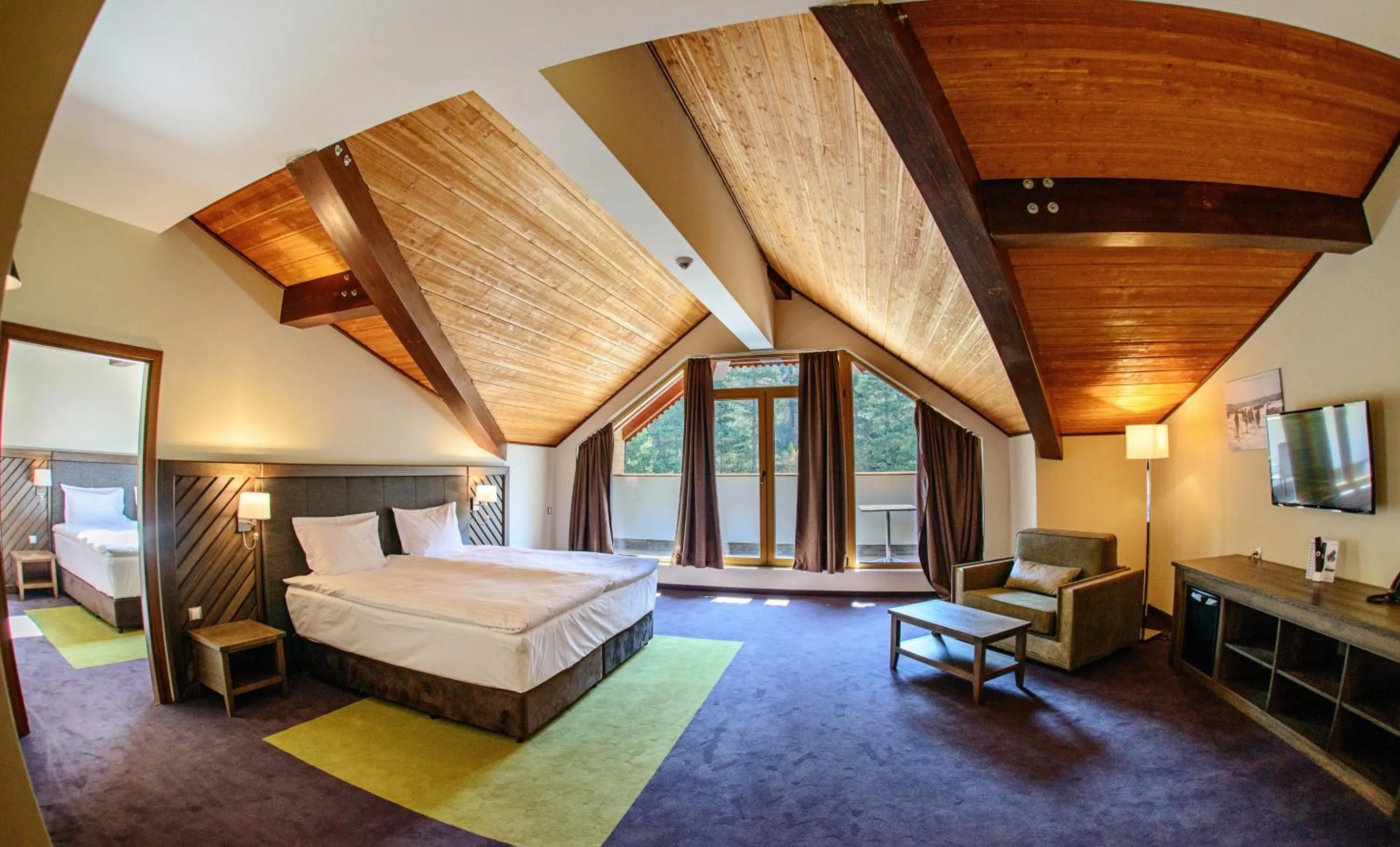 Photo of the whole room, Bed in Hot Springs Medical and SPA