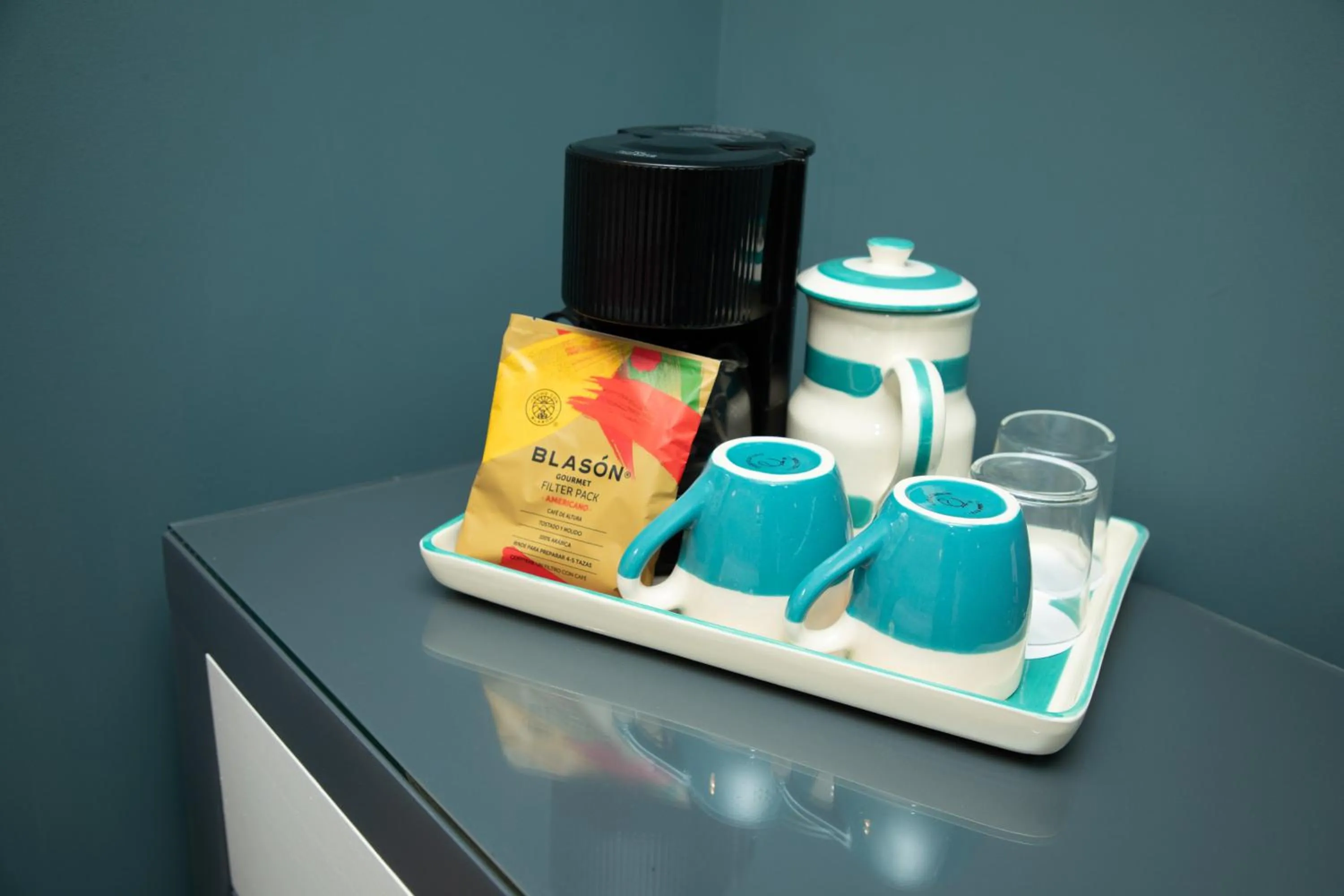 Coffee/tea facilities in Hotel Fontan Reforma Centro Historico