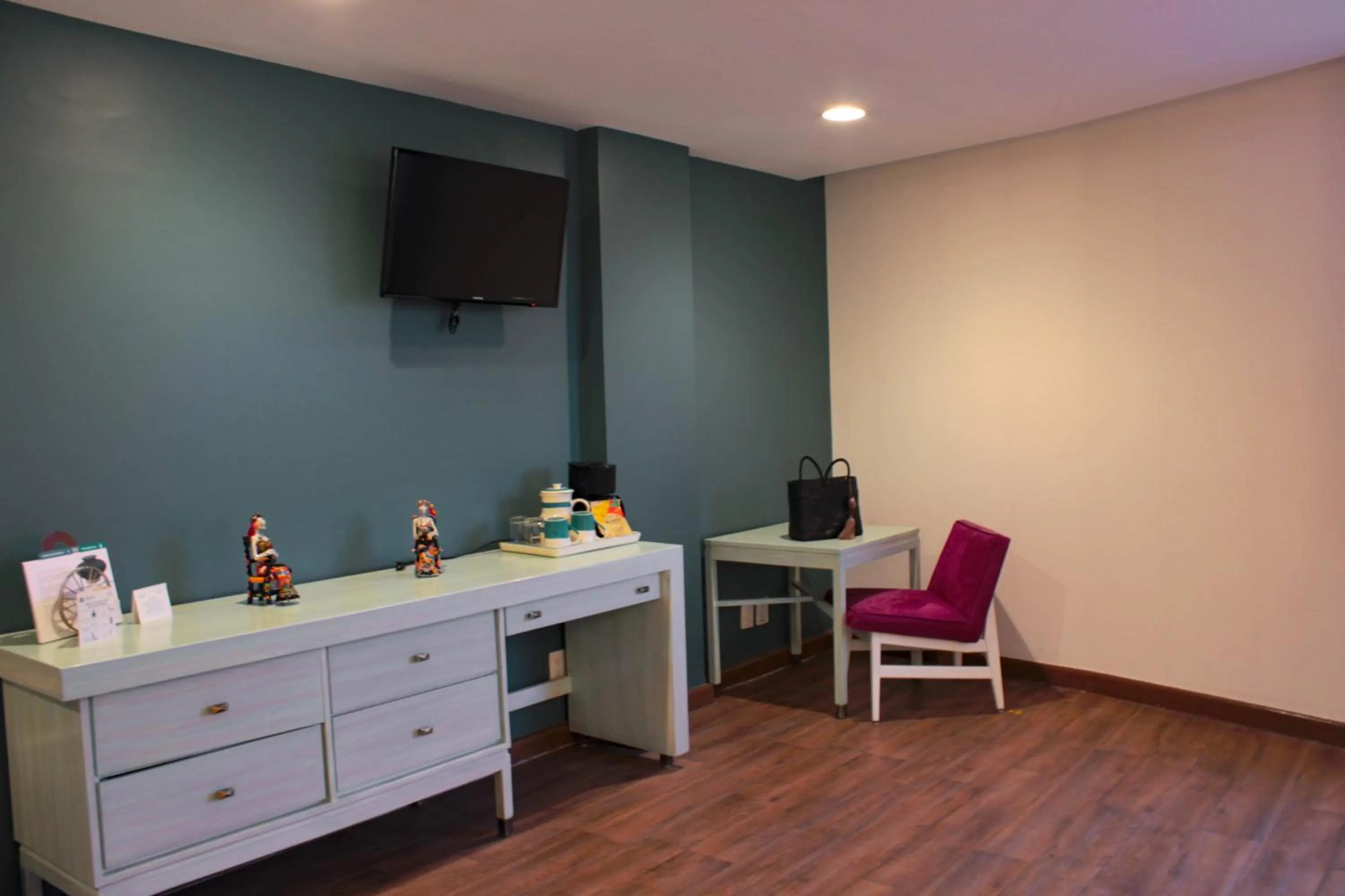 TV and multimedia in Hotel Fontan Reforma Centro Historico