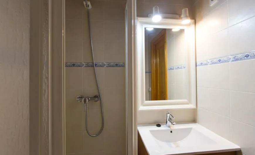 Bathroom in Hotel Rosamar - Emar Hotels