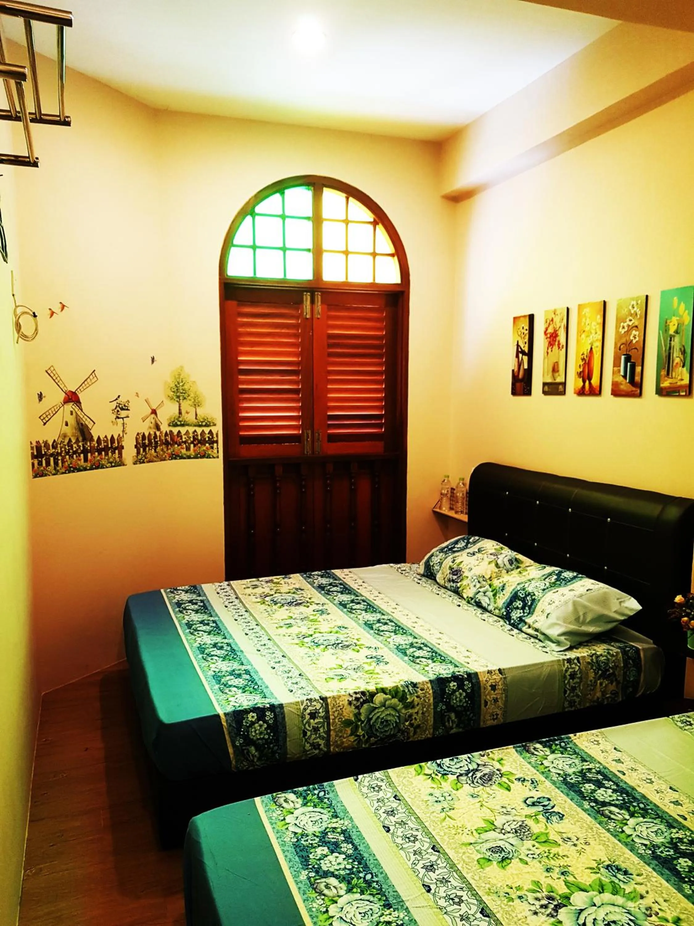 Photo of the whole room, Bed in Lodge 163 Ventures