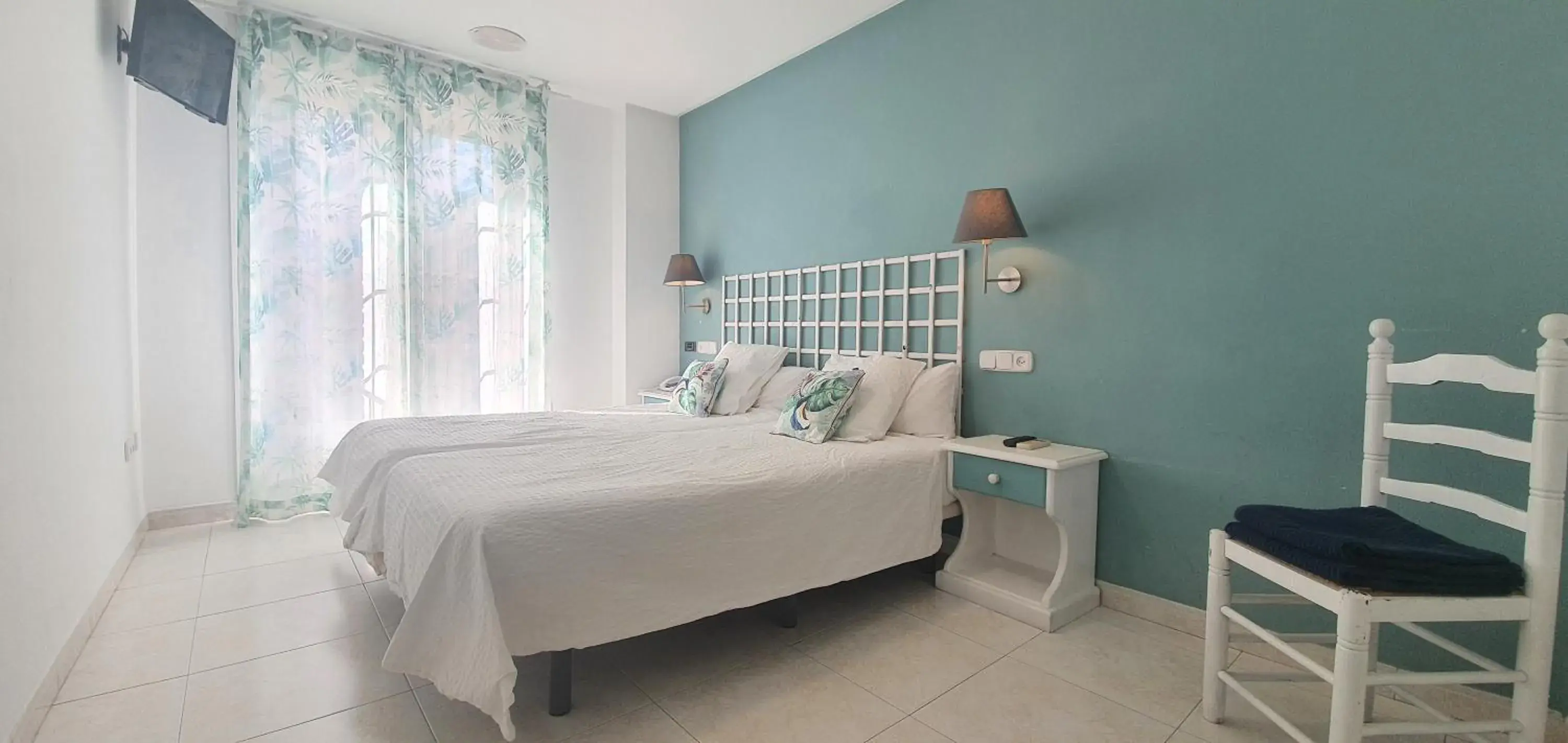 Bedroom, Bed in Hugo Beach Hotel & Apartments Bedroom, Bed in Hugo Beach Hotel & Apartments