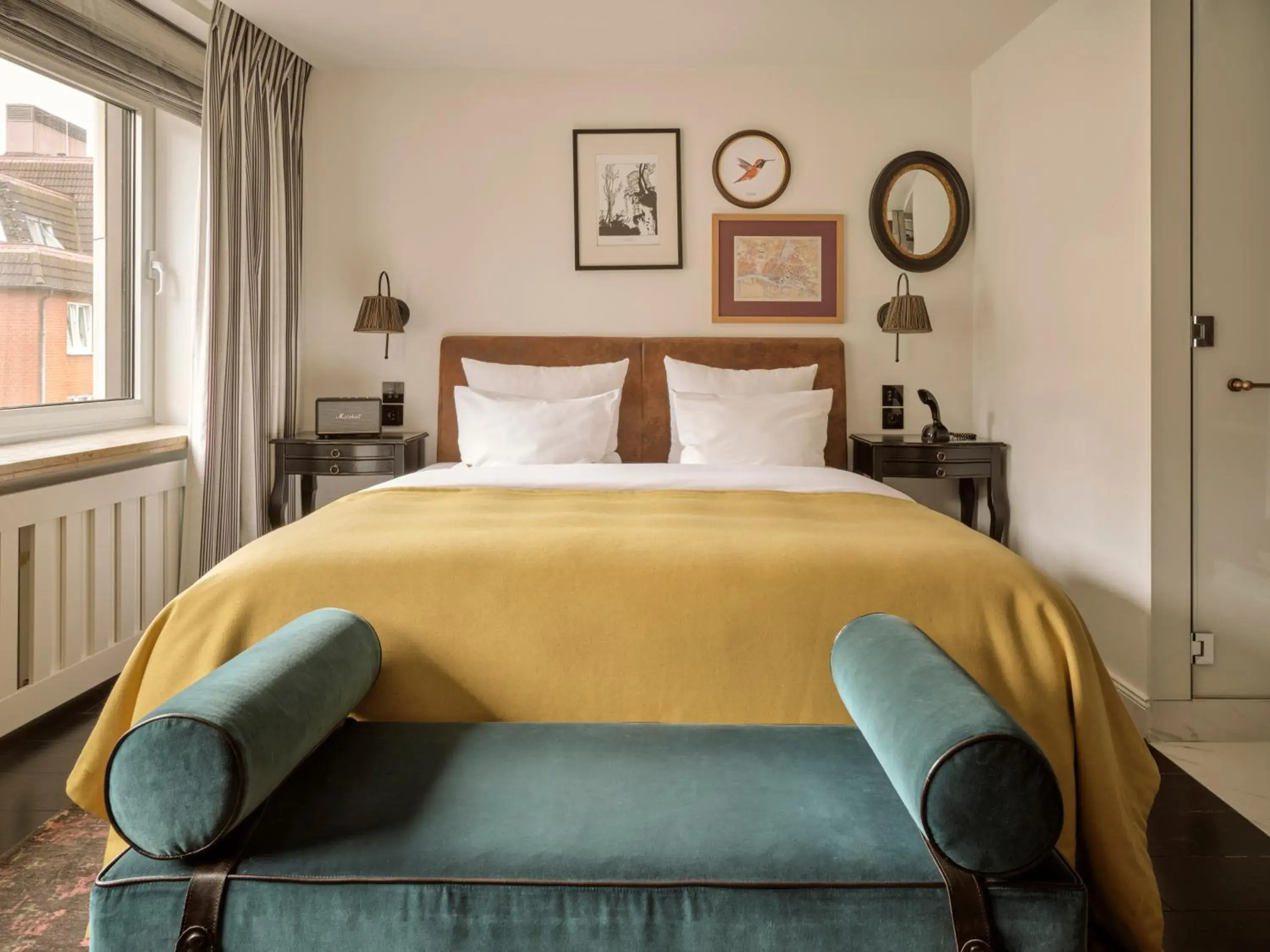 Bed in The Nikolai Hamburg - Leonardo Limited Edition Bed in The Nikolai Hamburg - Leonardo Limited Edition