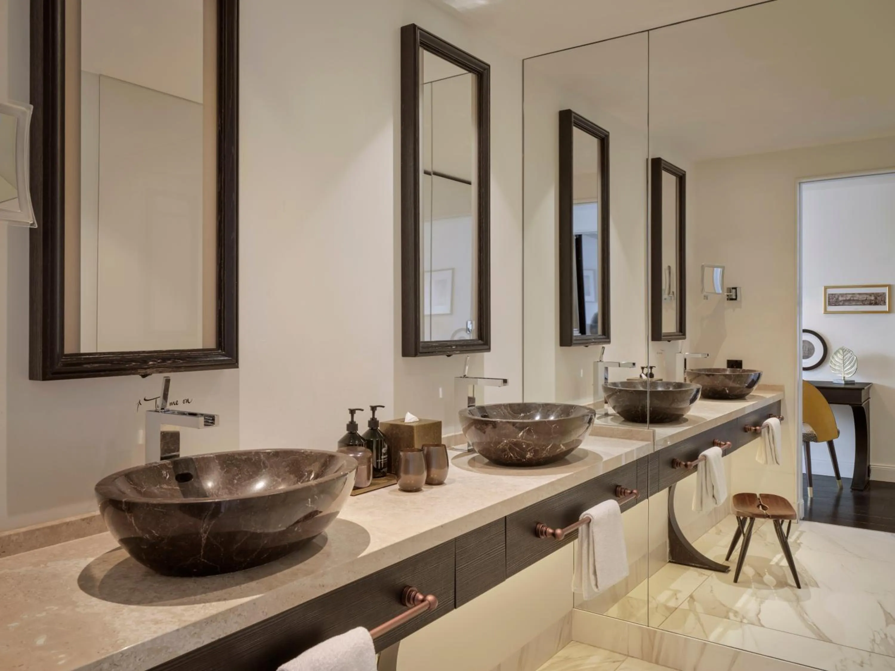 Bathroom in The Nikolai Hamburg - Leonardo Limited Edition