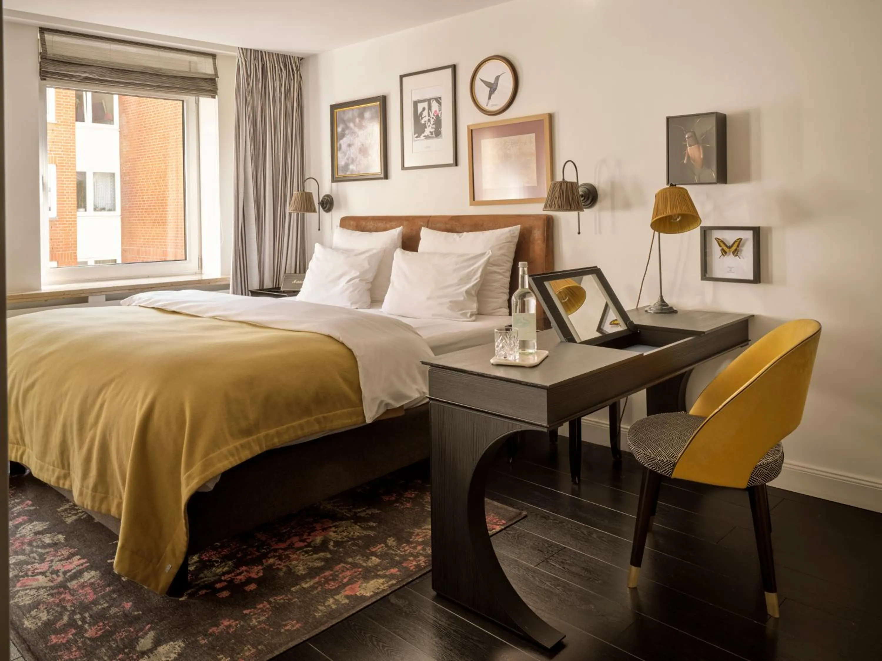 Bed in The Nikolai Hamburg - Leonardo Limited Edition