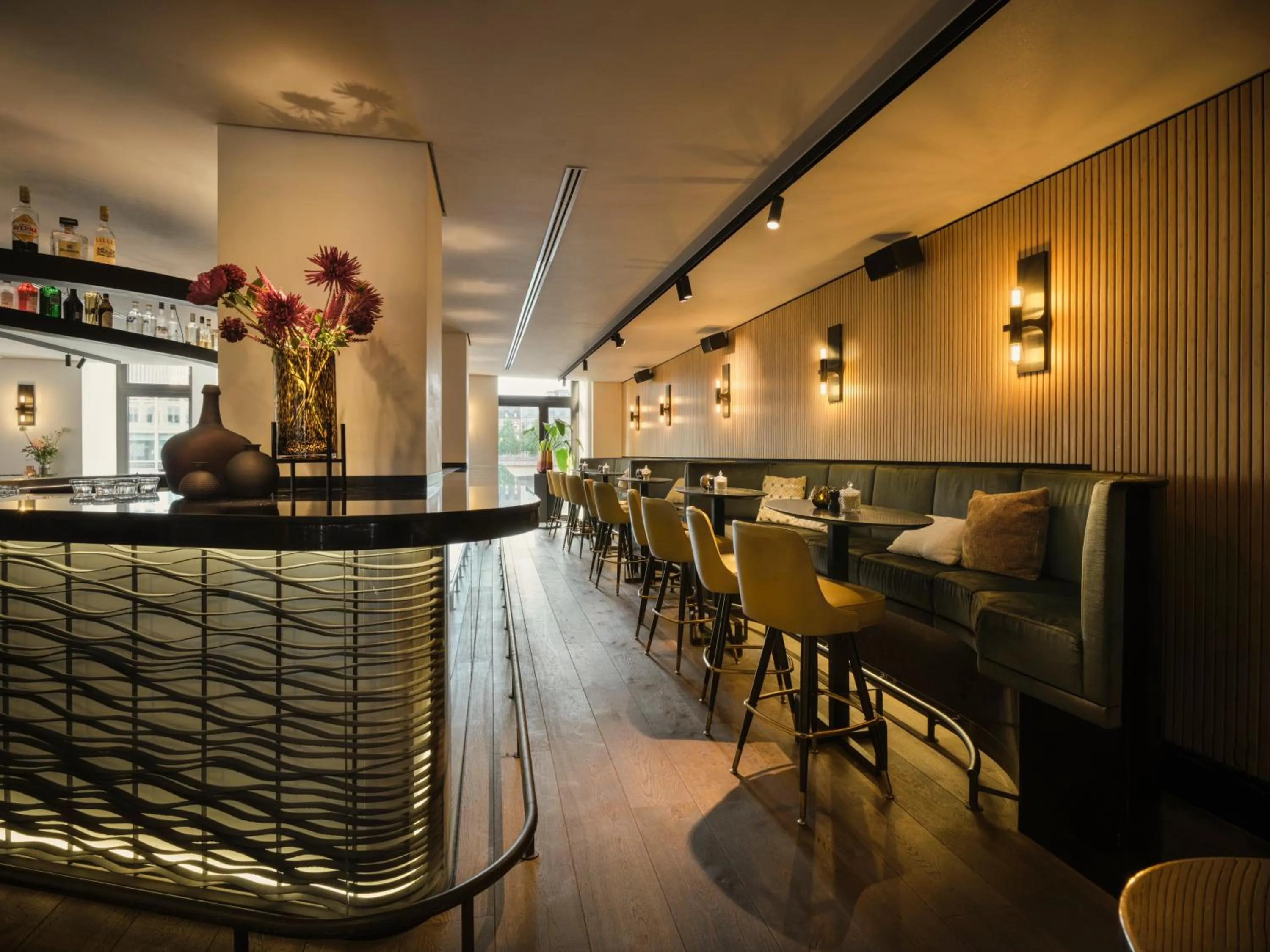 Lounge or bar in The Nikolai Hamburg - Leonardo Limited Edition