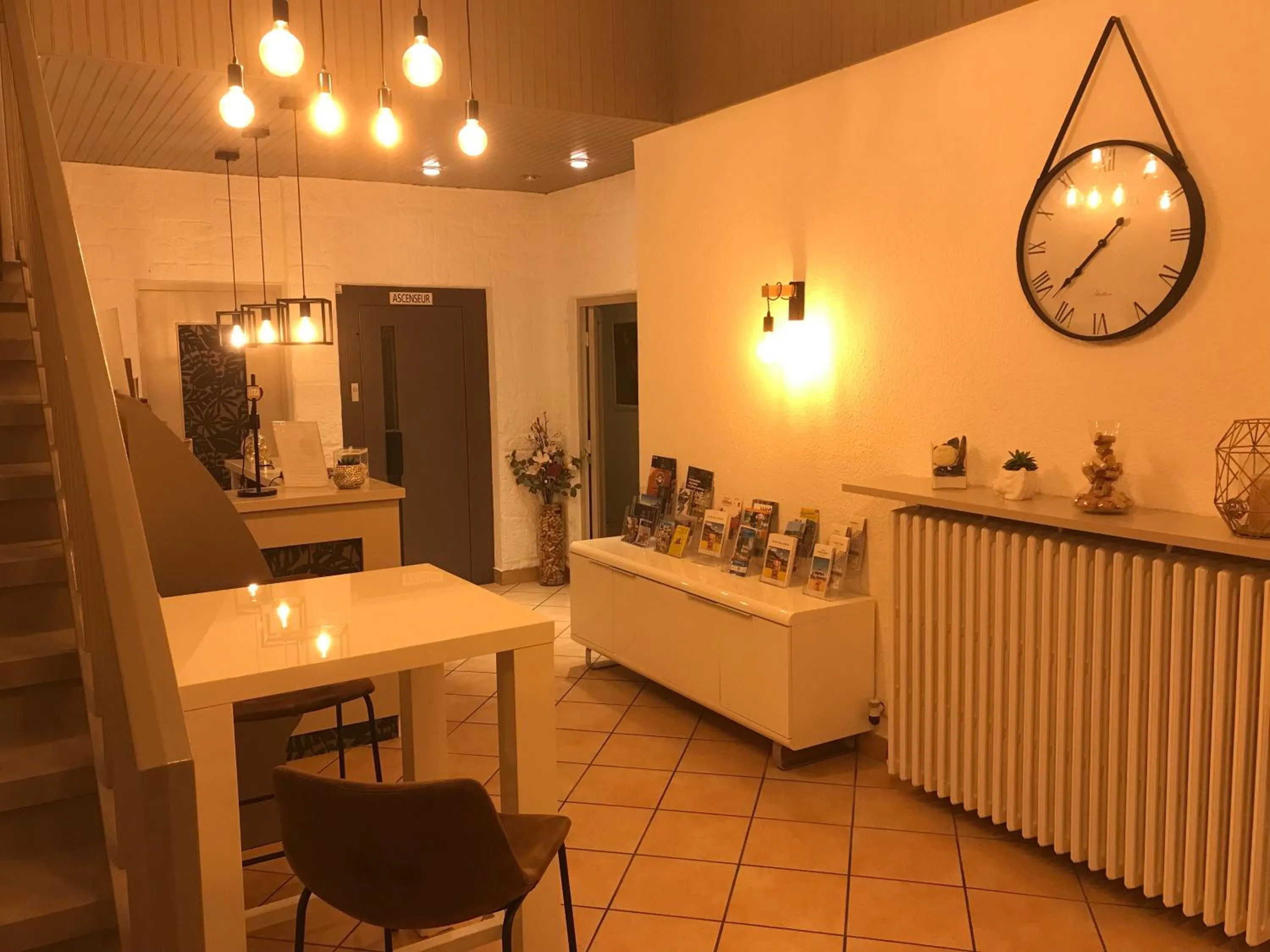 Property building in Hotel Alpes Cevennes