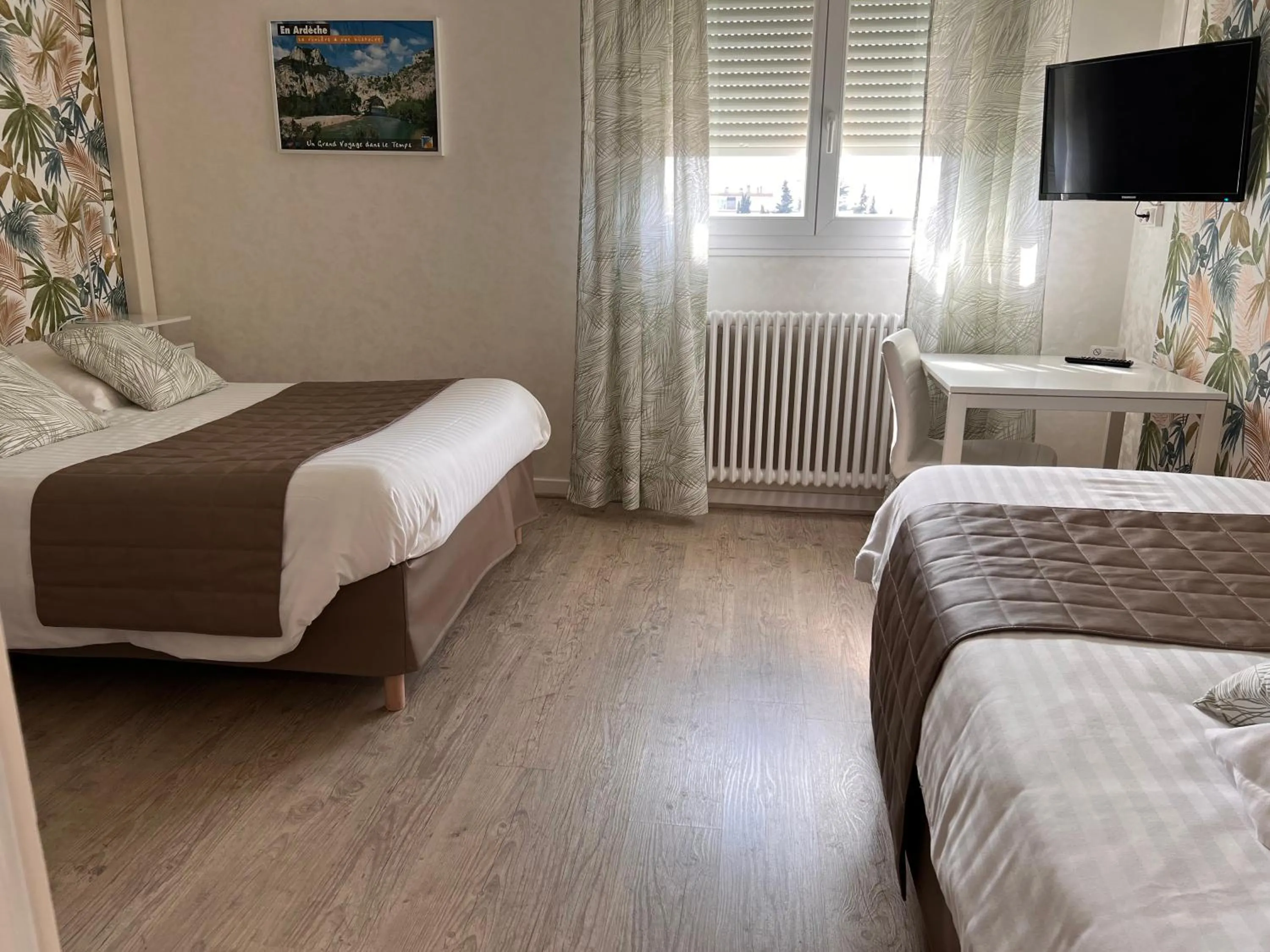 Photo of the whole room, Bed in Hotel Alpes Cevennes