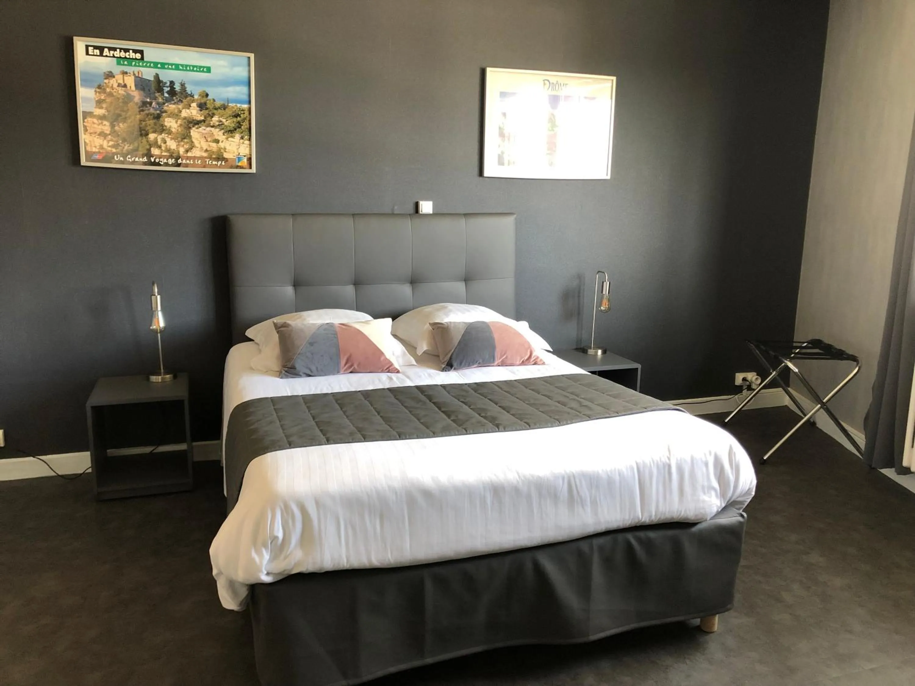 Photo of the whole room, Bed in Hotel Alpes Cevennes