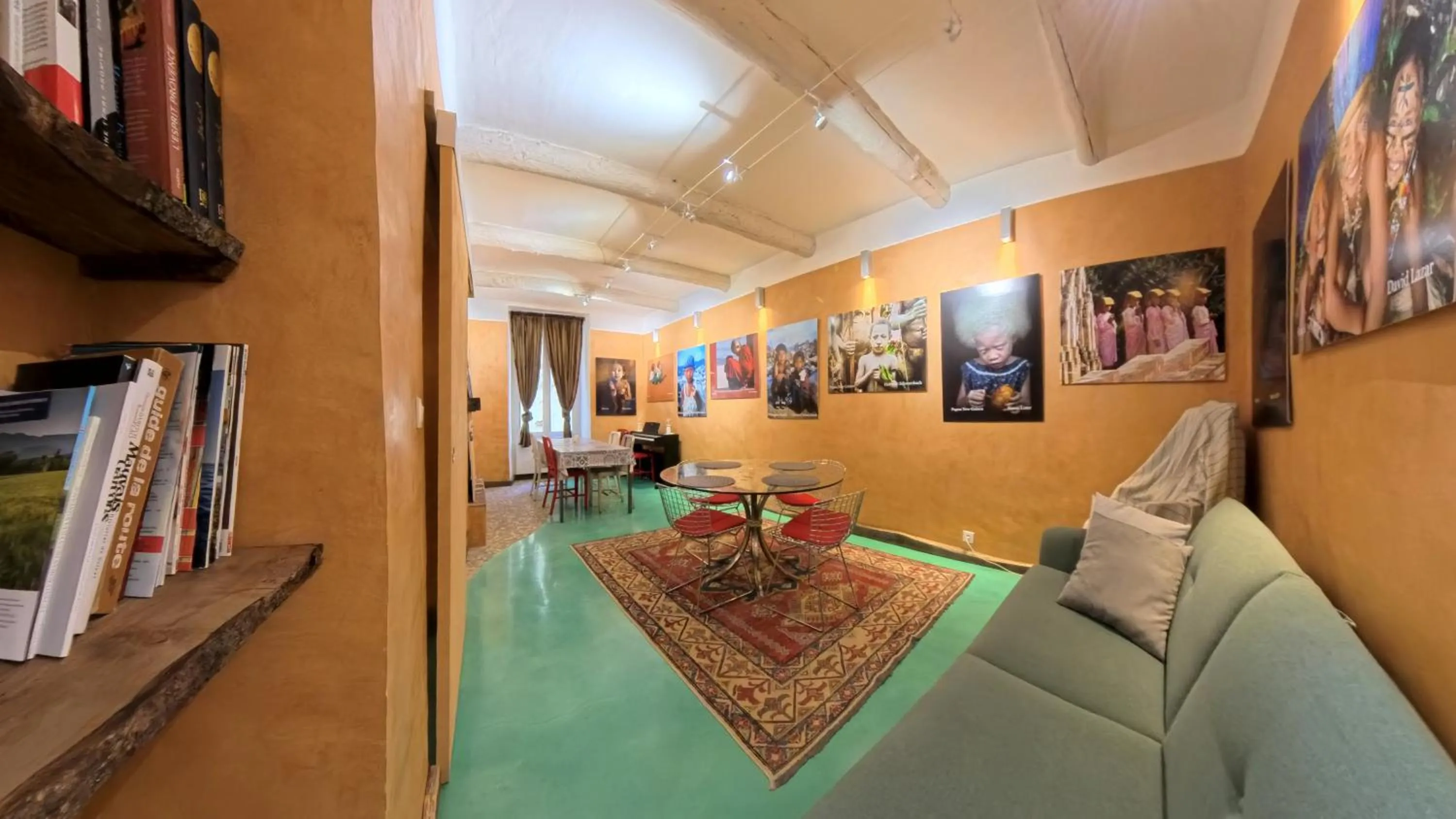 Living room in Le 47 - Rentals in South of France