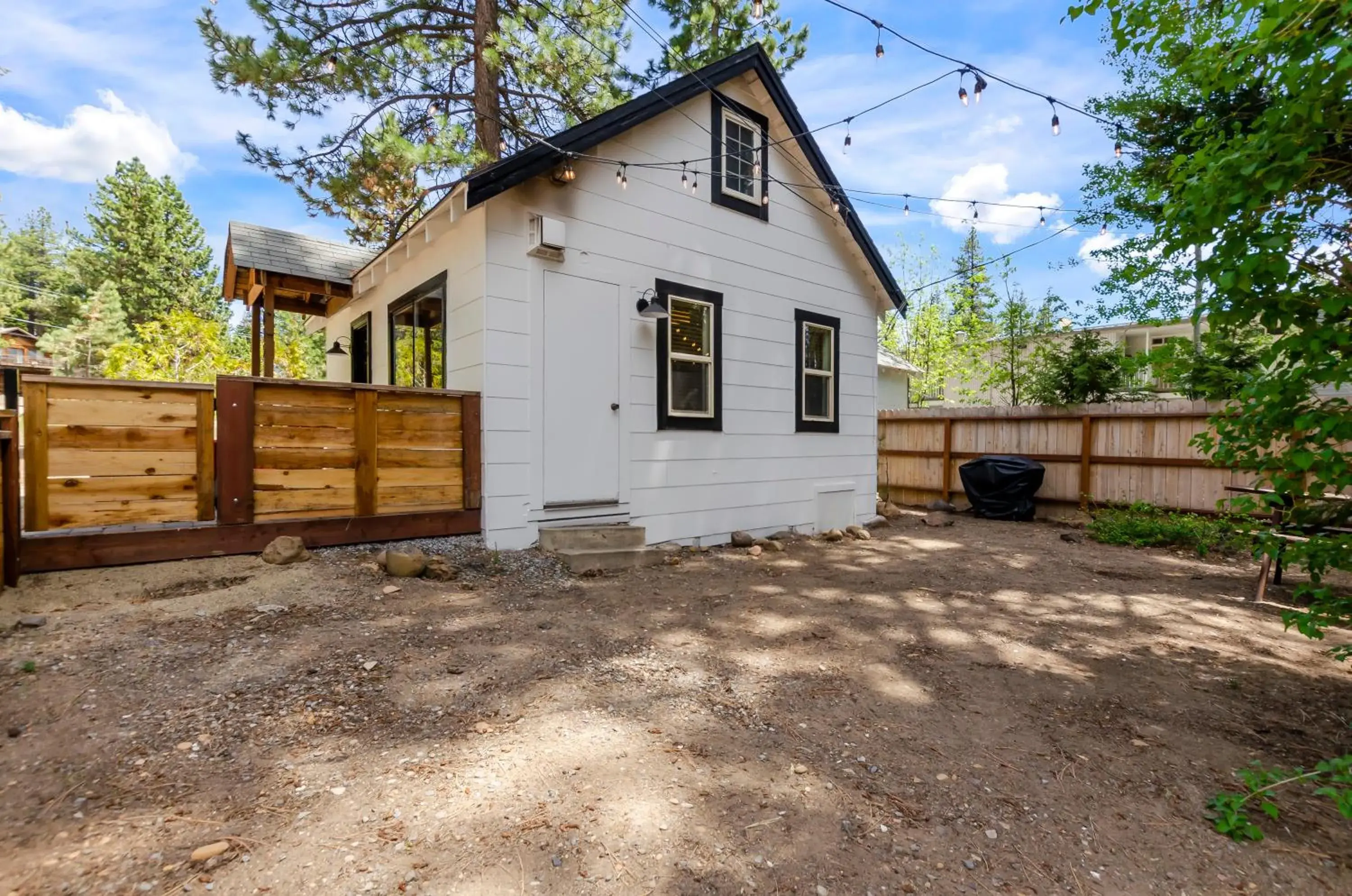 Property building in Firelite Lodge Property building in Firelite Lodge