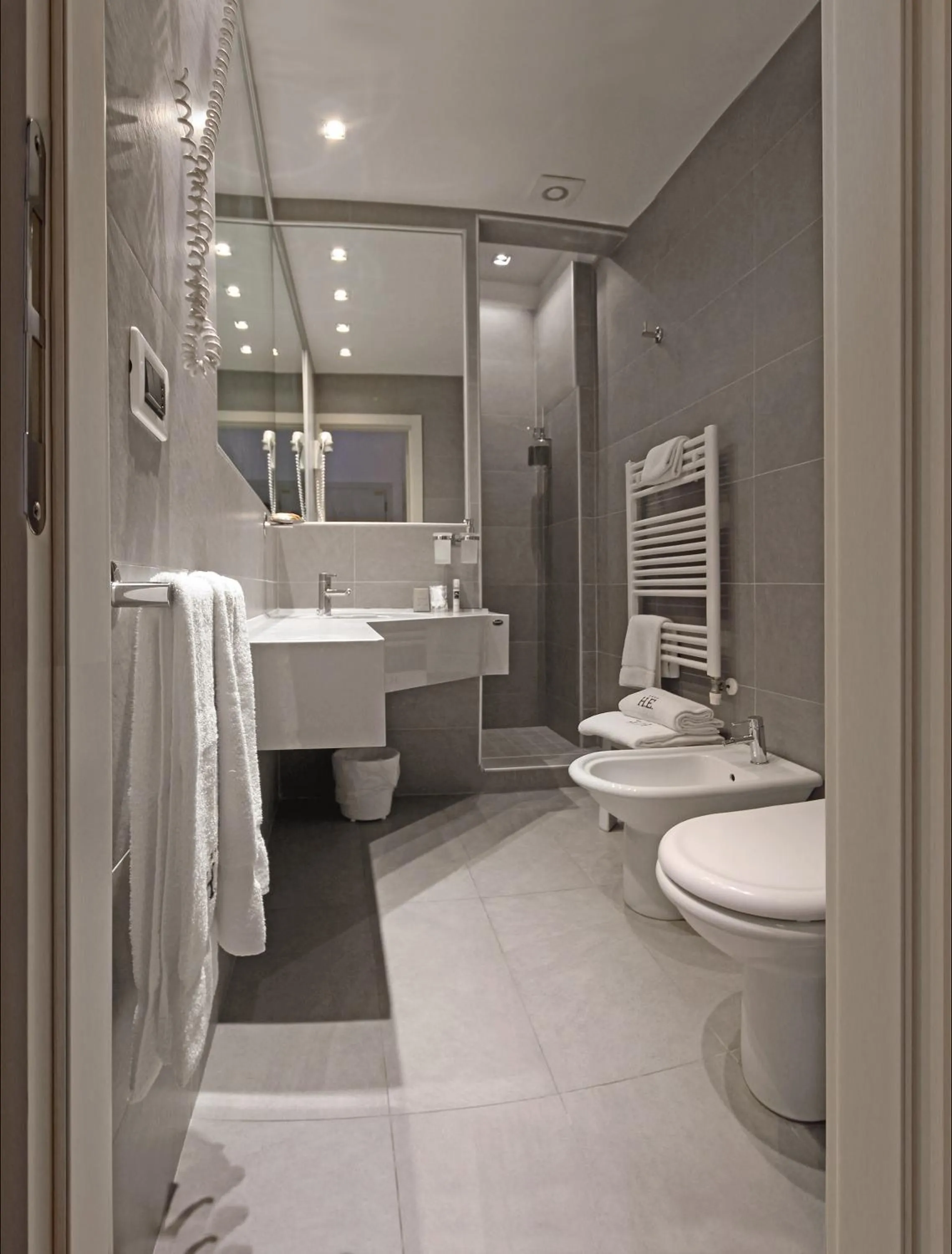 Bathroom in Hotel Europa Monetti