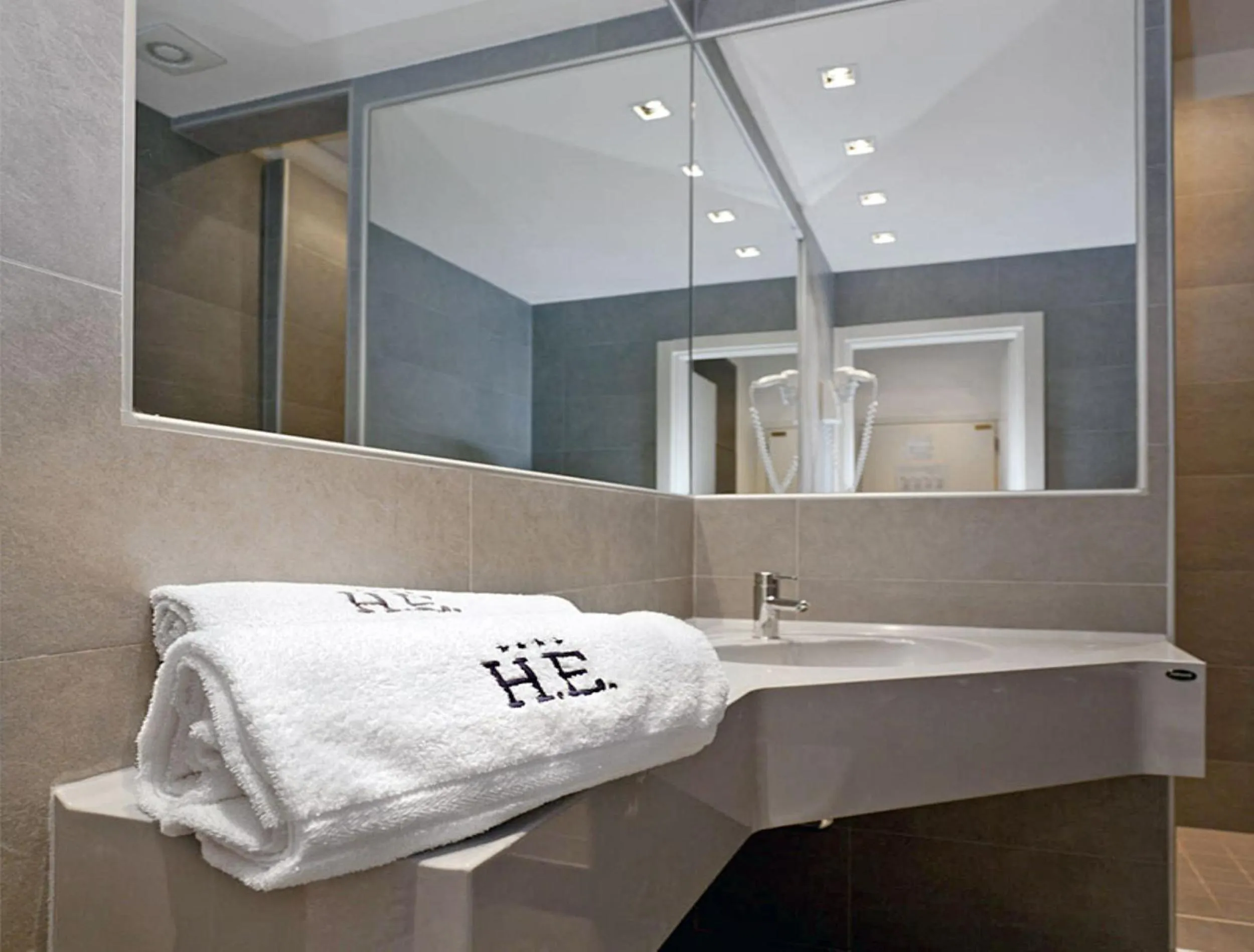 Bathroom in Hotel Europa Monetti