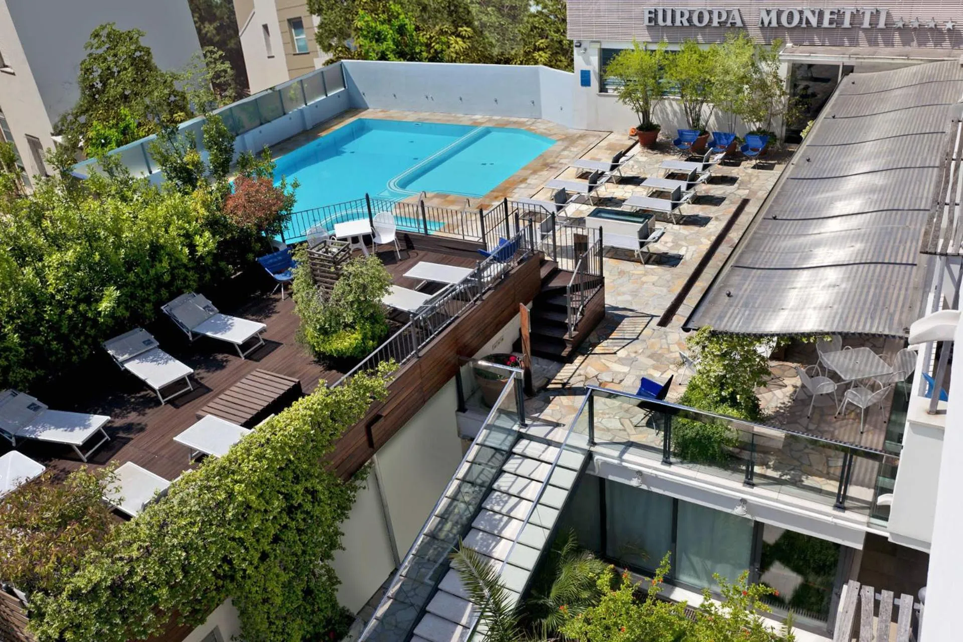 Swimming pool in Hotel Europa Monetti