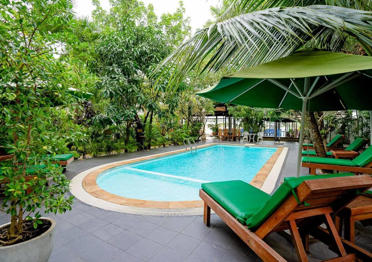 Swimming pool in Kampot View Boutique