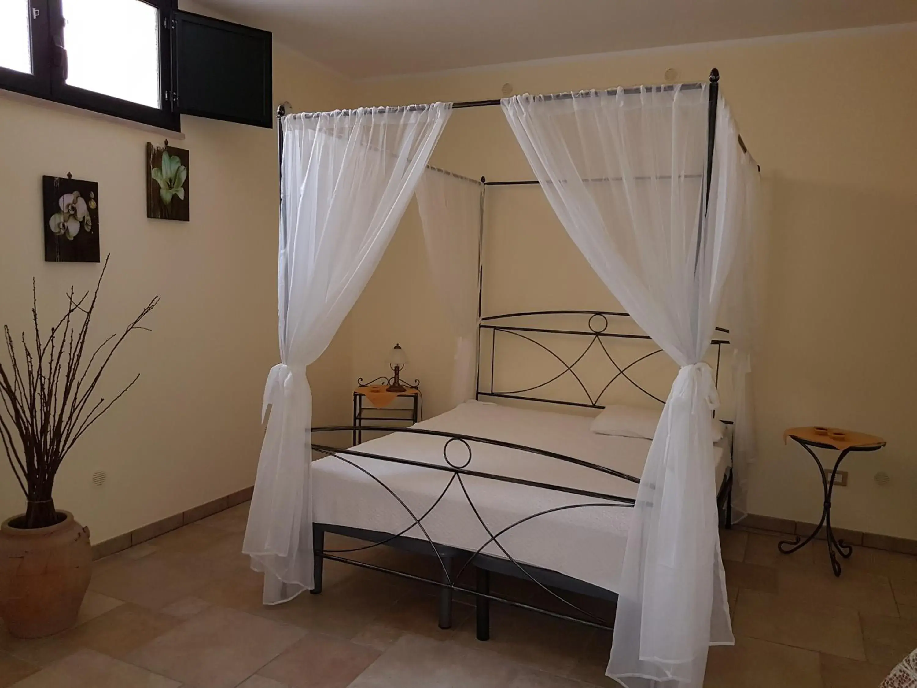 Comfort Triple Room with Shower - single occupancy in B&B Verardo Comfort Triple Room with Shower - single occupancy in B&B Verardo