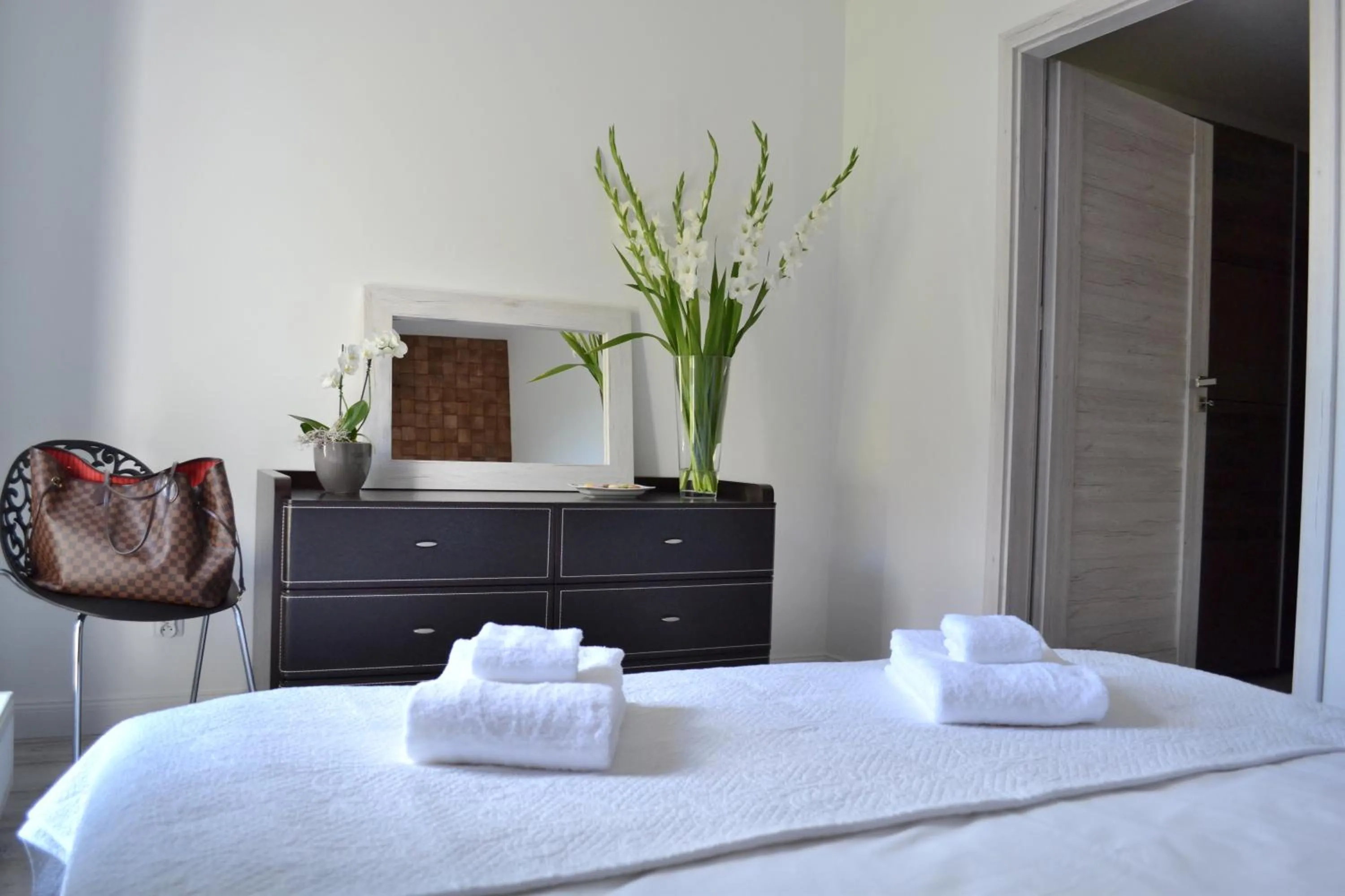 Dream - Victoria Residence by OneApartments