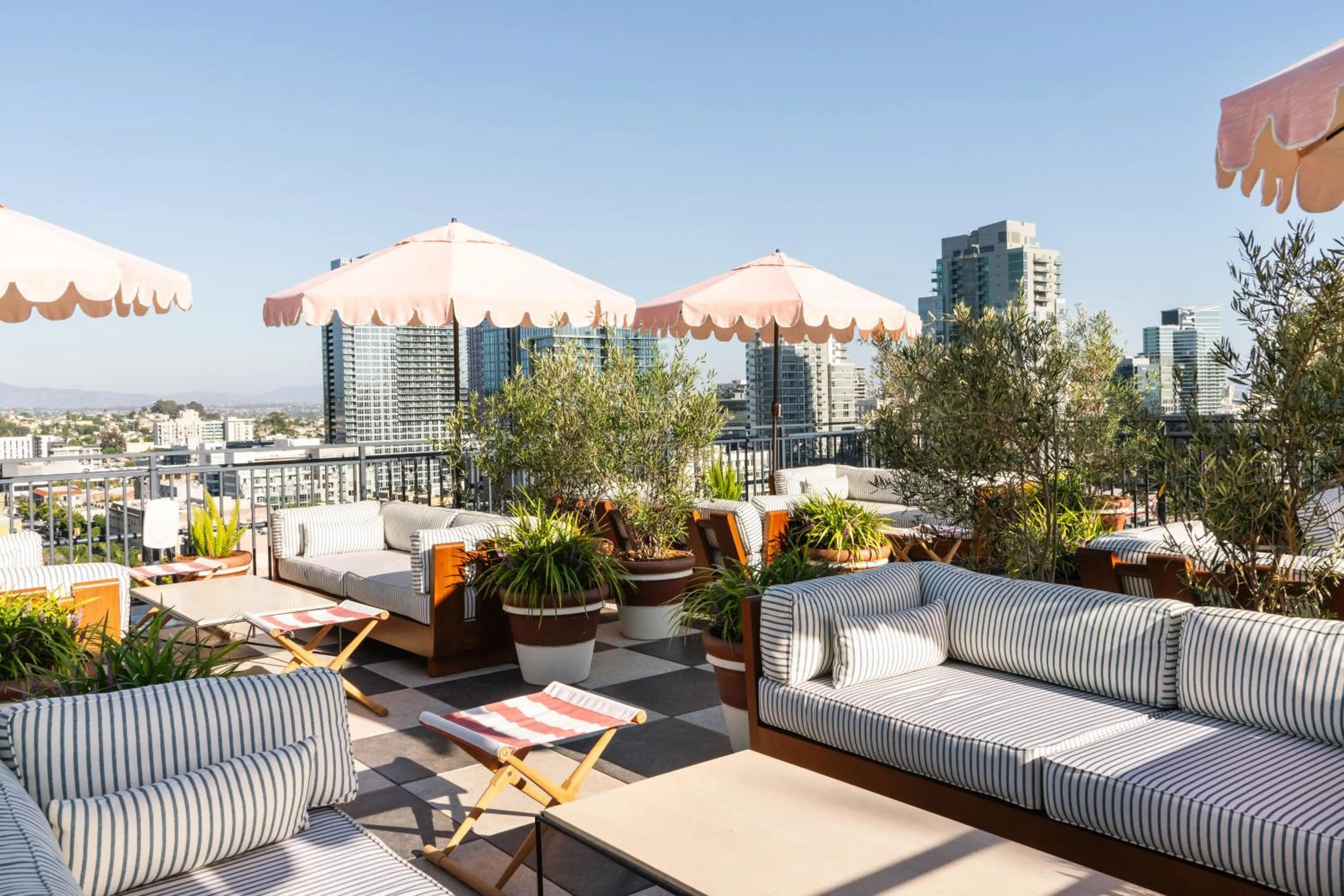 Restaurant/places to eat in Palihotel San Diego Gaslamp Quarter