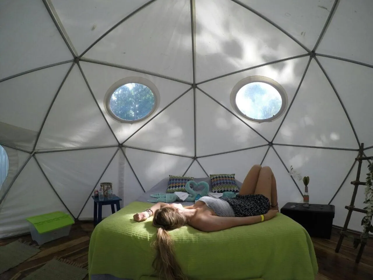 Photo of the whole room, Bed in Hotel Faith Glamping Dome Costa Rica