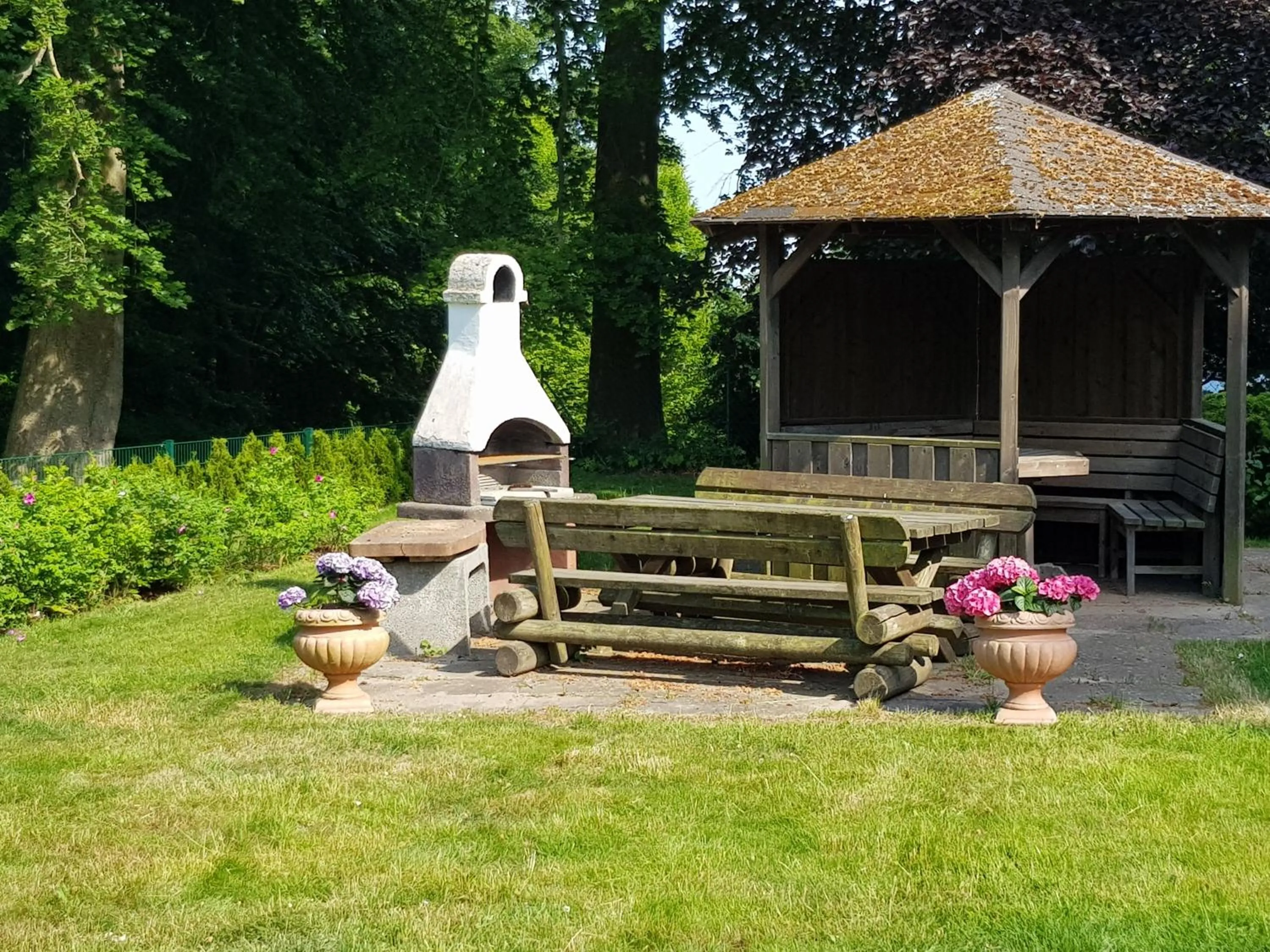 BBQ facilities in " Residenz Seeblick" Studio 15 Manhatten