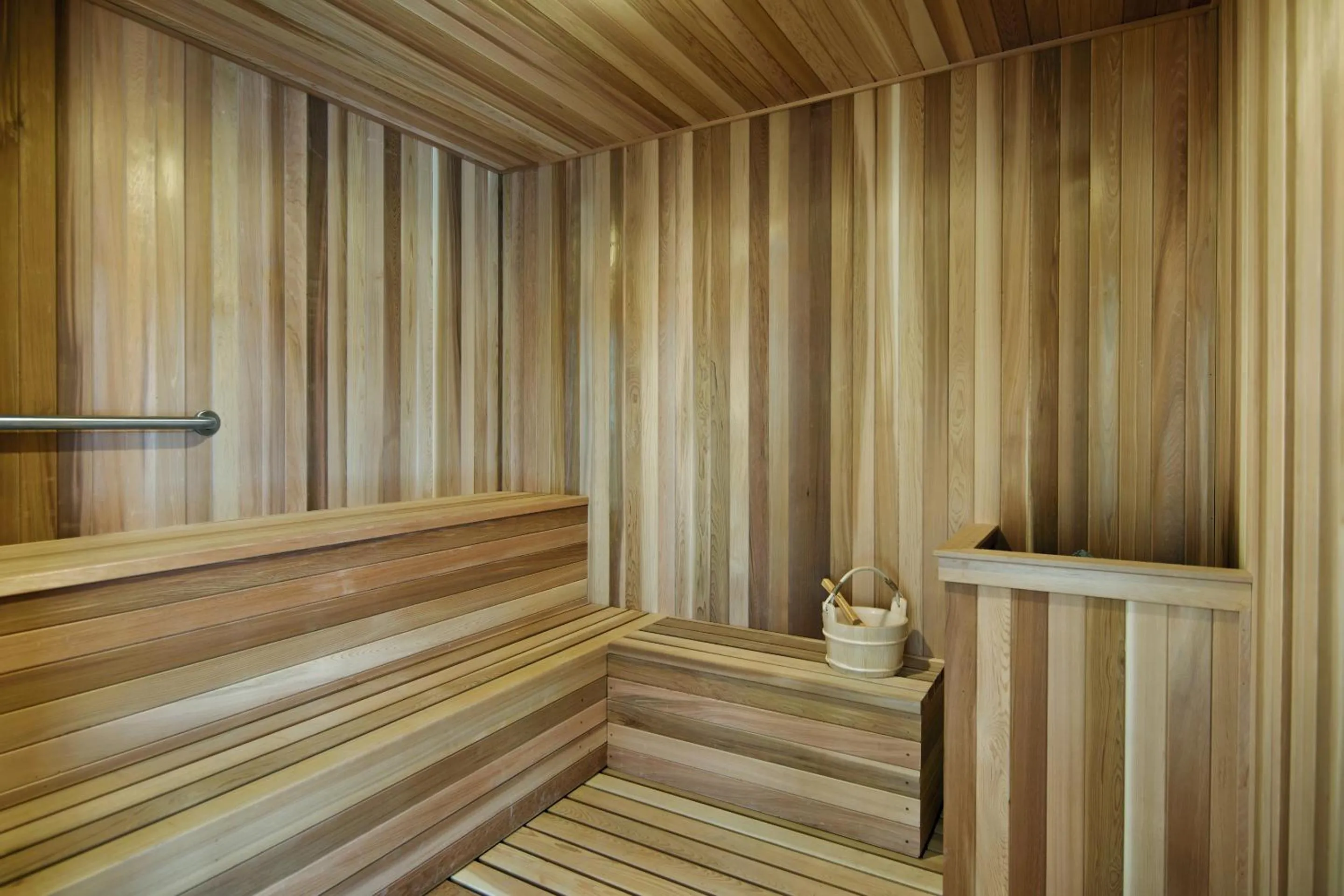 Sauna in Oxford Suites Sonoma - Rohnert Park