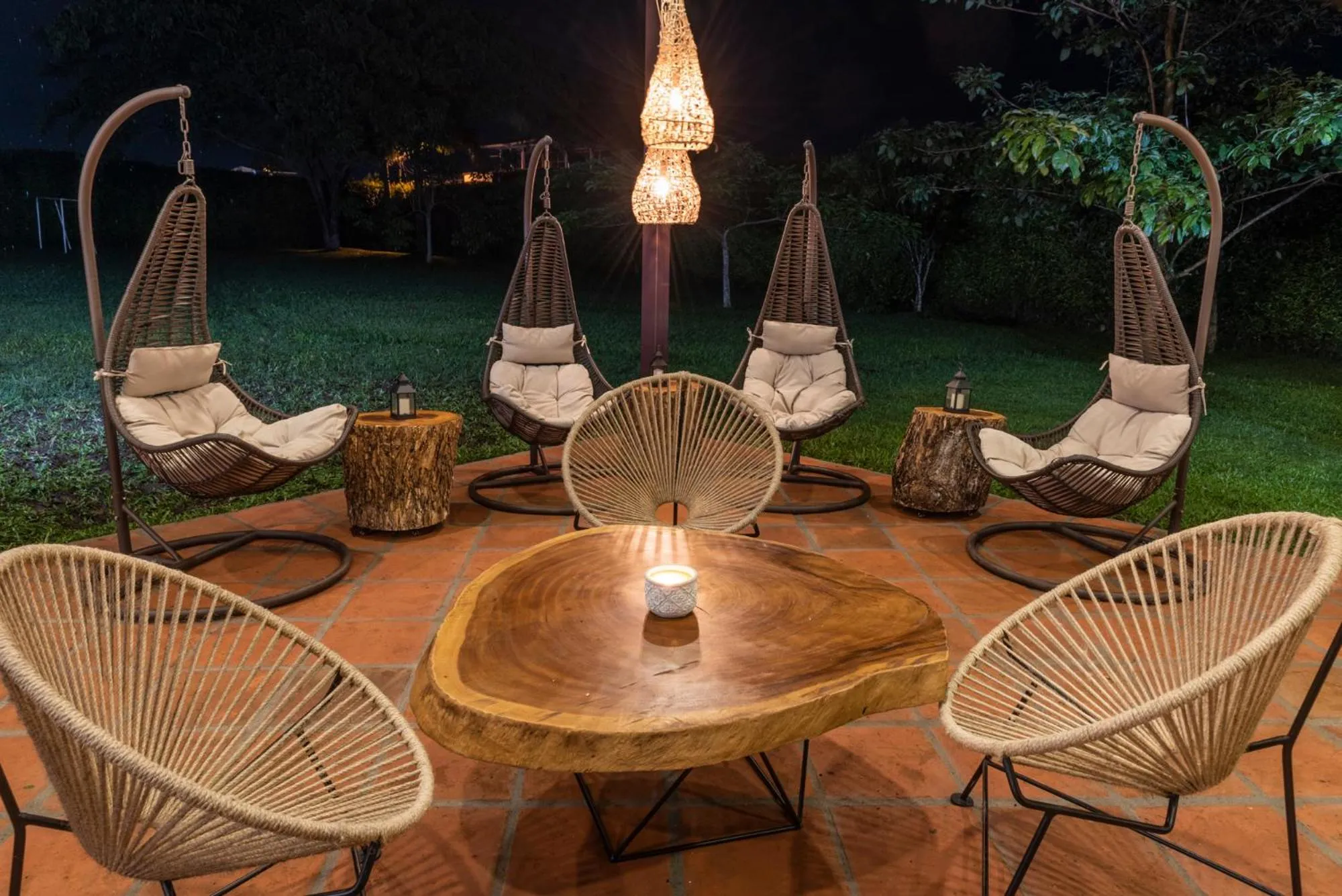 Night in Hotel Campestre Cafe Cafe