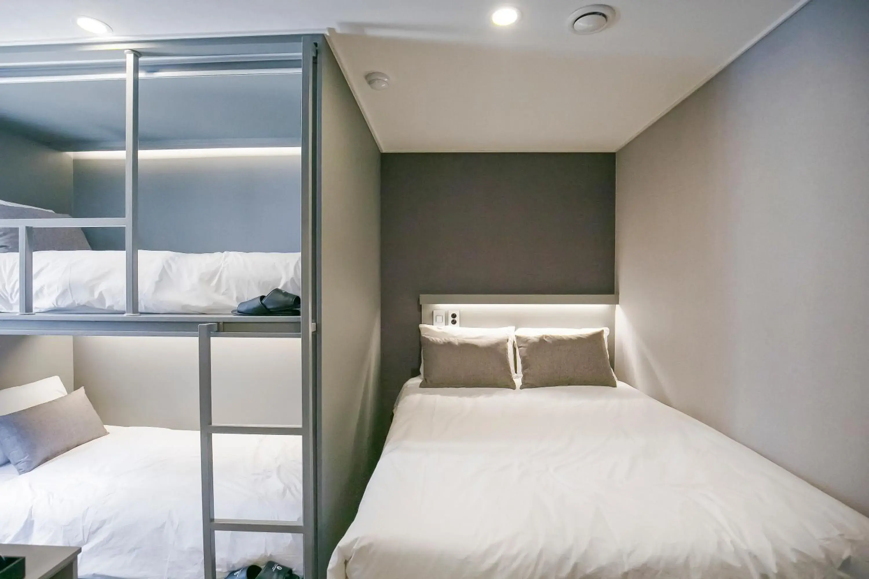 Bed in Philstay Myeongdong Station Bed in Philstay Myeongdong Station