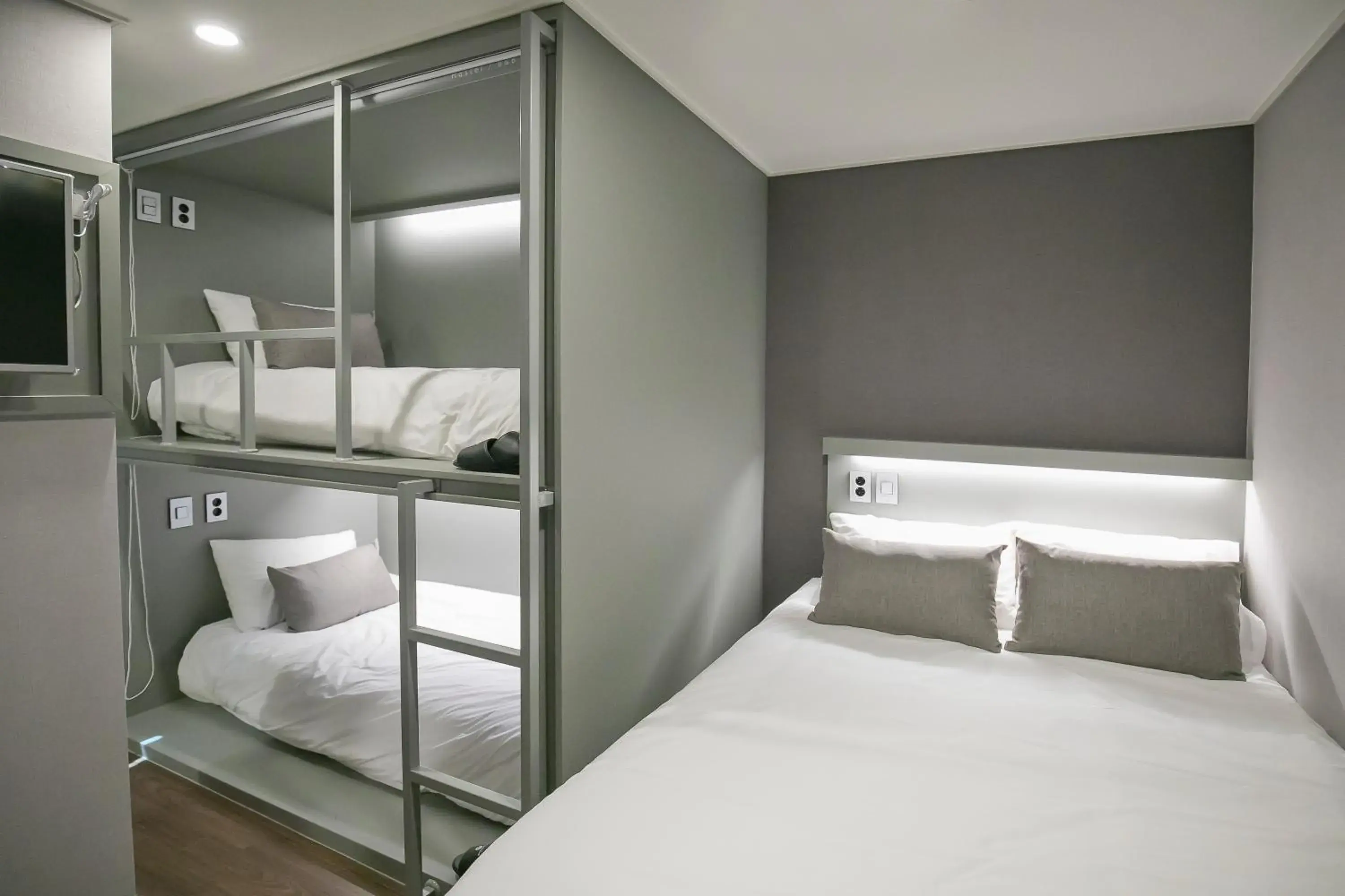 Bed in Philstay Myeongdong Station Bed in Philstay Myeongdong Station