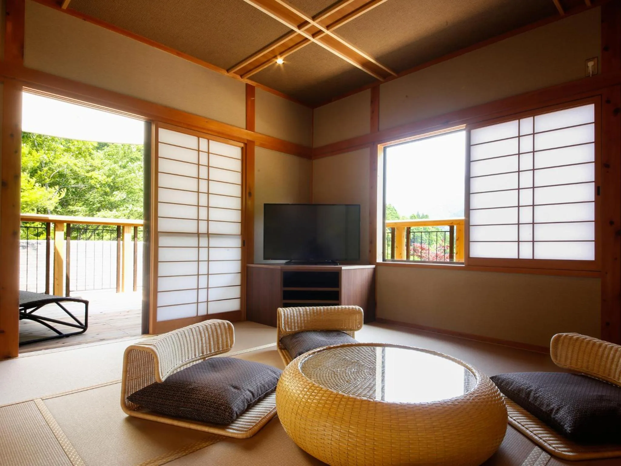 Photo of the whole room in Asan Kotonami