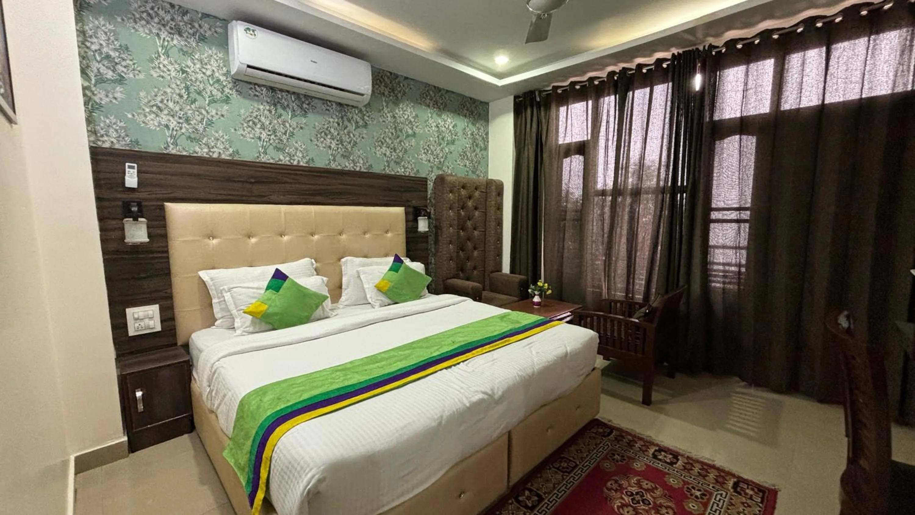 Bedroom, Bed in Treebo Roshan House with Valley View