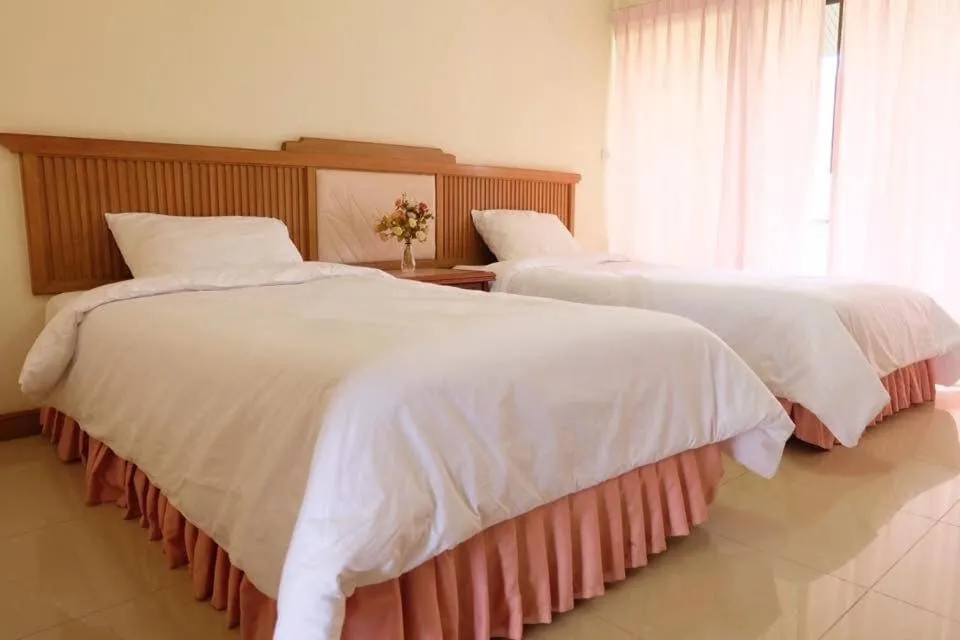 Bed in Samerdrow Khao Yai