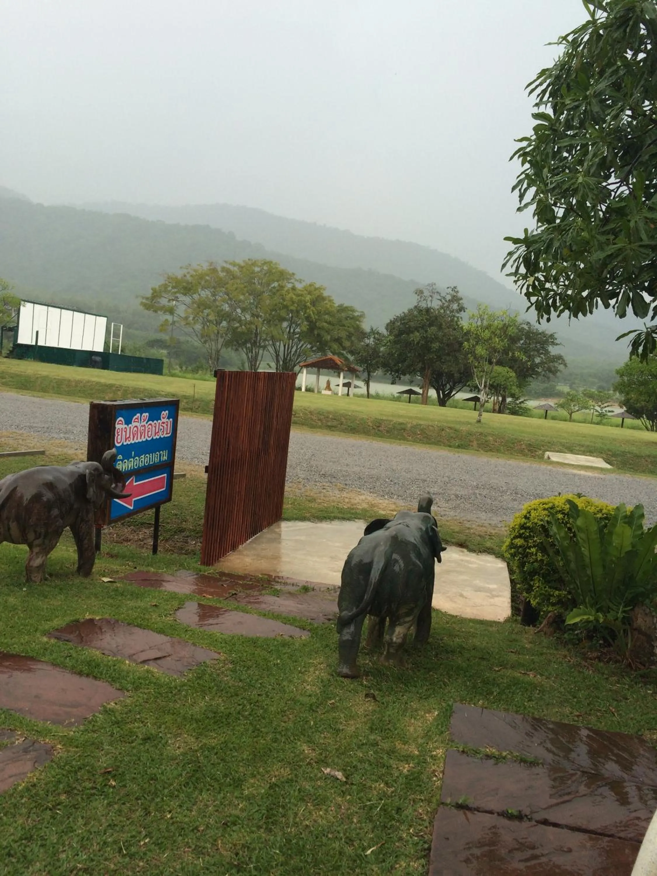 Samerdrow Khao Yai